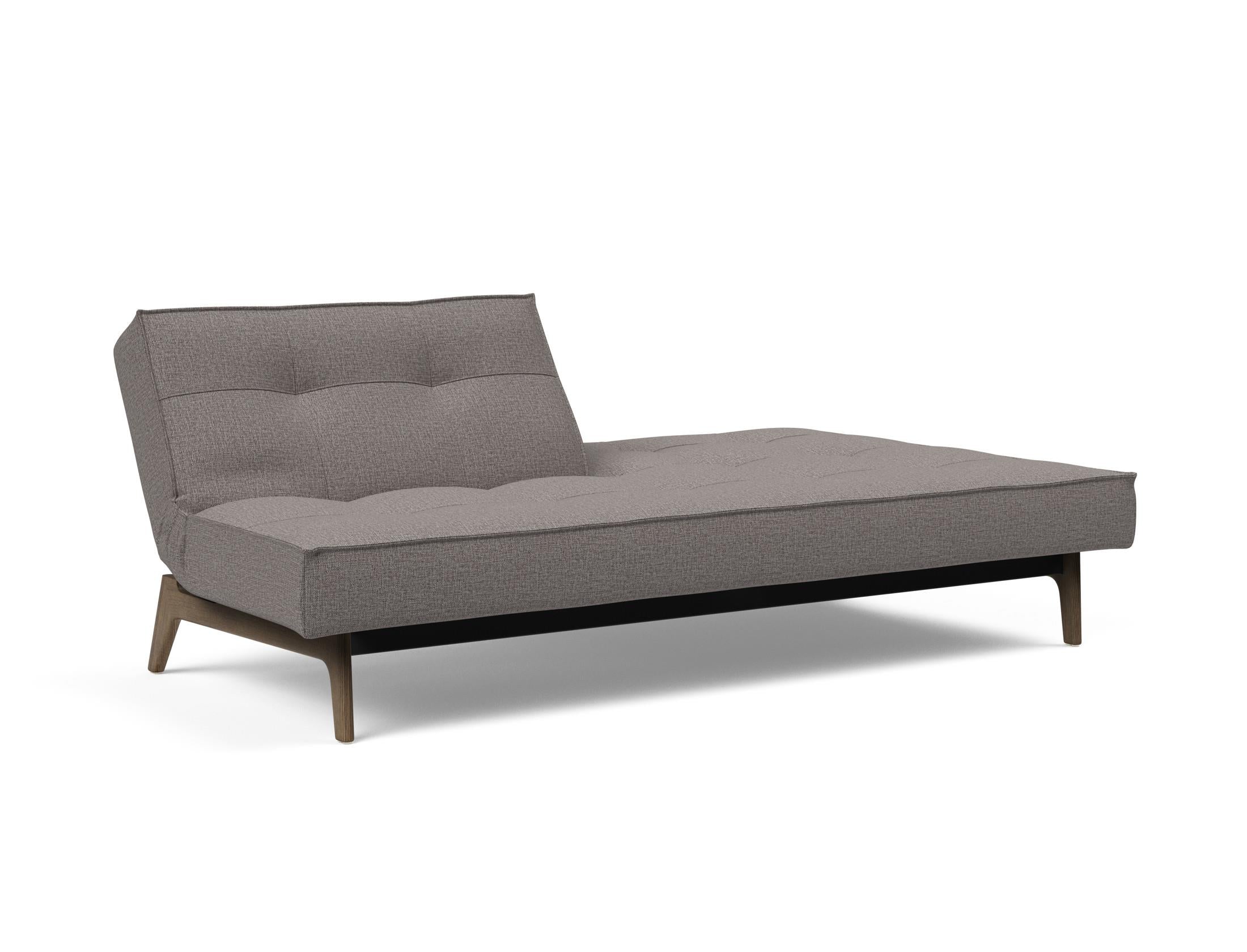 Das Splitback Sofabett 115 Eik von Innovation Living vereint stilvolle Eleganz mit praktischer Vielseitigkeit – ideal für Ihr Zuhause.