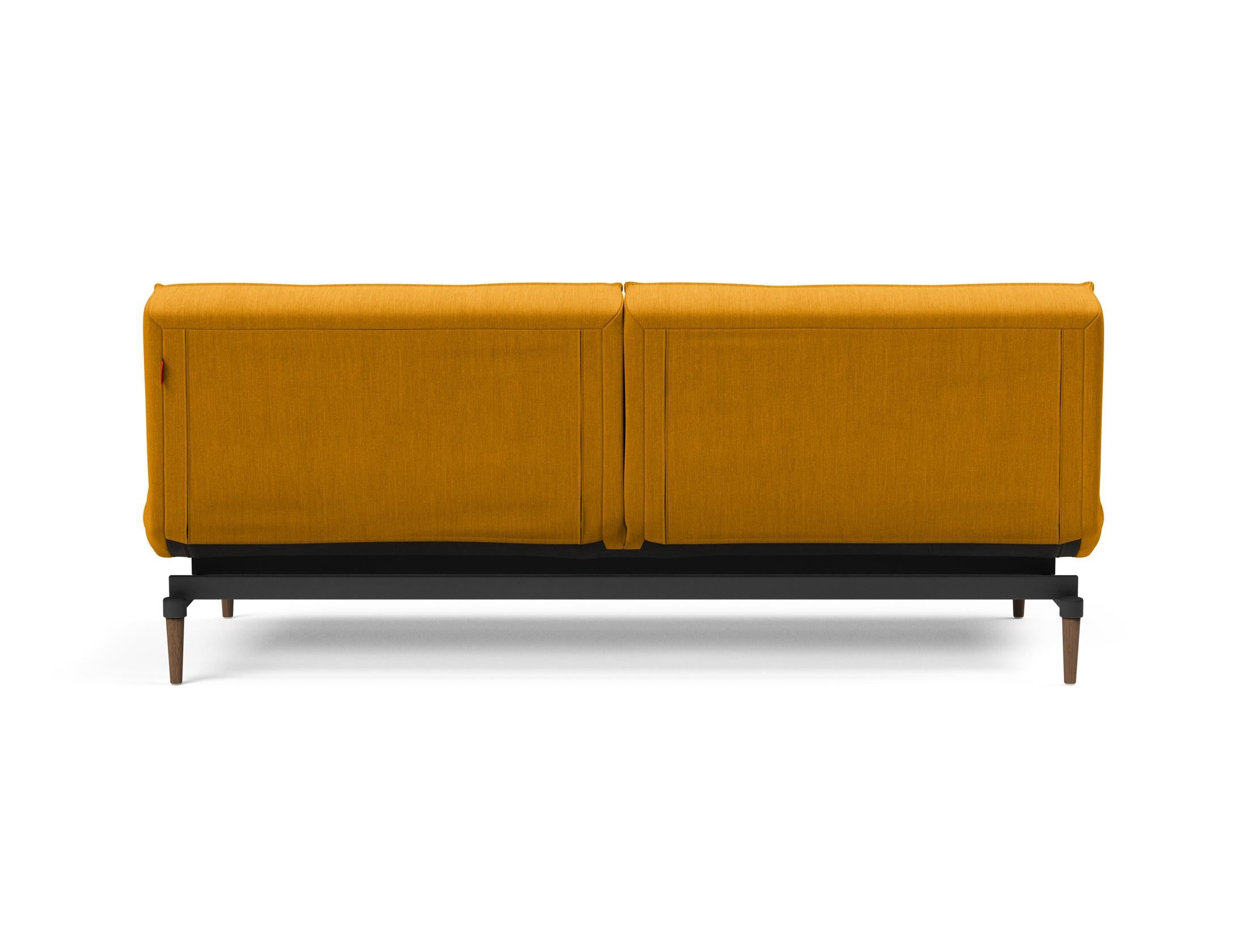 Entdecken Sie das Splitback Sofabett 115 Styletto von Innovation Living – stilvolles Design trifft auf Funktionalität für Ihr Zuhause.