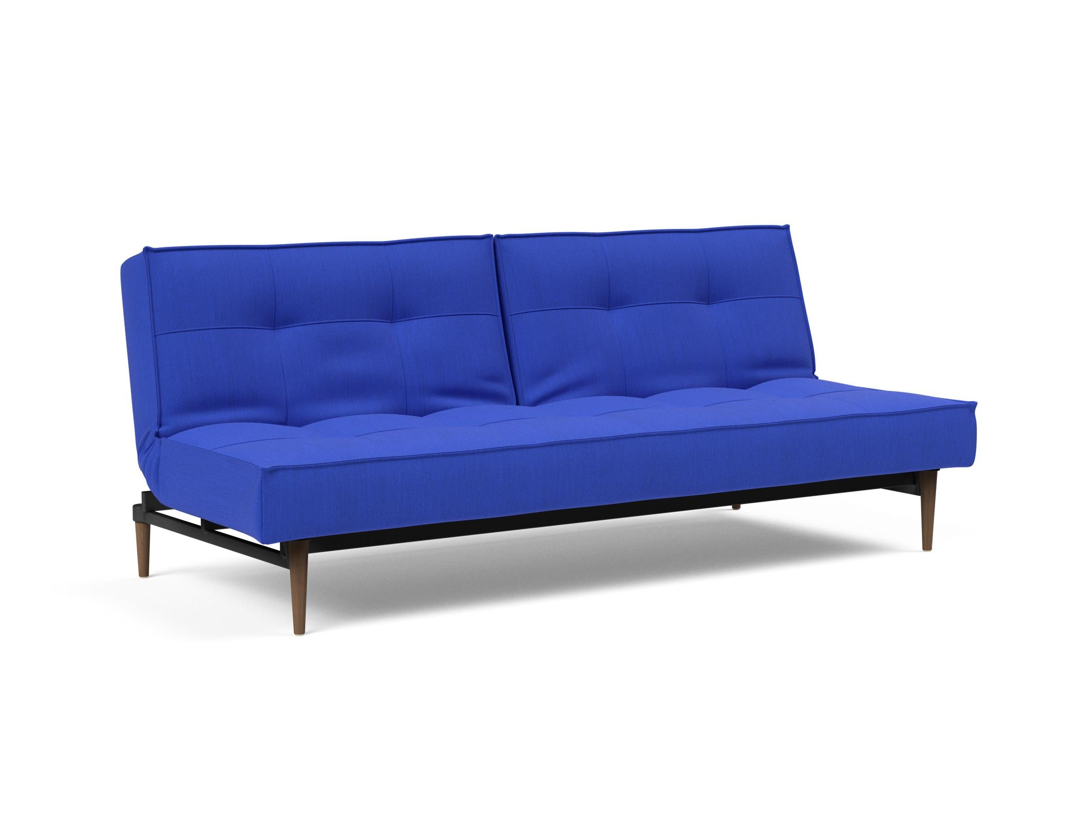 Erleben Sie das stilvolle Splitback Sofabett 115 Styletto von Innovation Living – ideal für flexible Wohnräume und zeitgemässe Einrichtung.