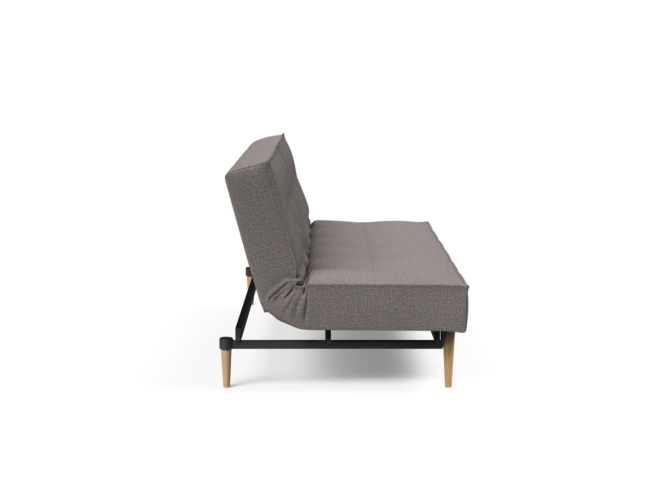 Erleben Sie das stilvolle Splitback Sofabett 115 Styletto von Innovation Living – ideal für flexible Wohnlösungen und zeitgemäßes Design.