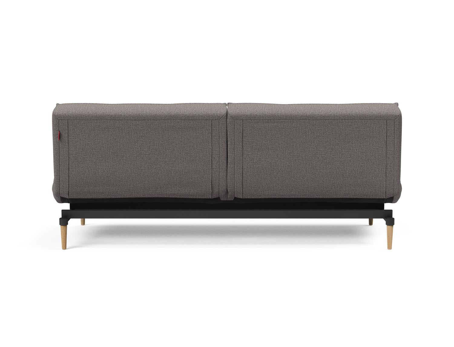 Erleben Sie das stilvolle Splitback Sofabett 115 Styletto von Innovation Living – ideal für flexible Wohnlösungen und zeitgemäßes Design.
