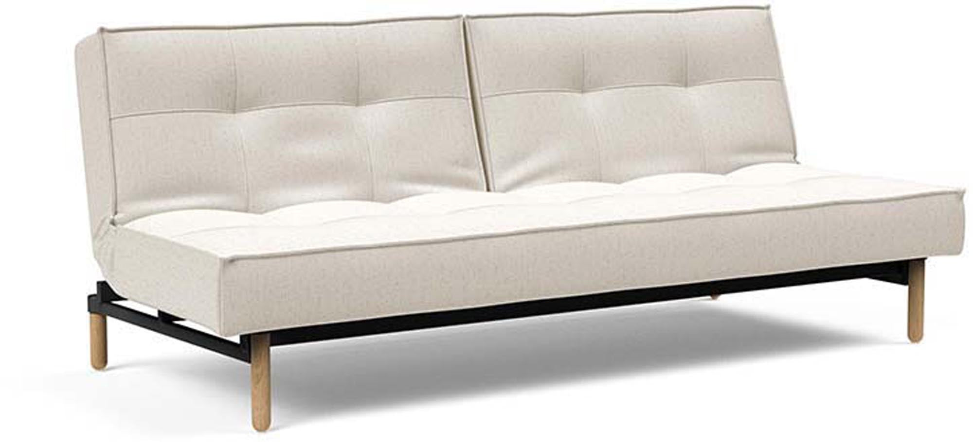 Das Splitback Sofabett 115 Stem von Innovation Living bietet stilvolle Flexibilität und Komfort, ideal für kleine Räume und Übernachtungsgäste.