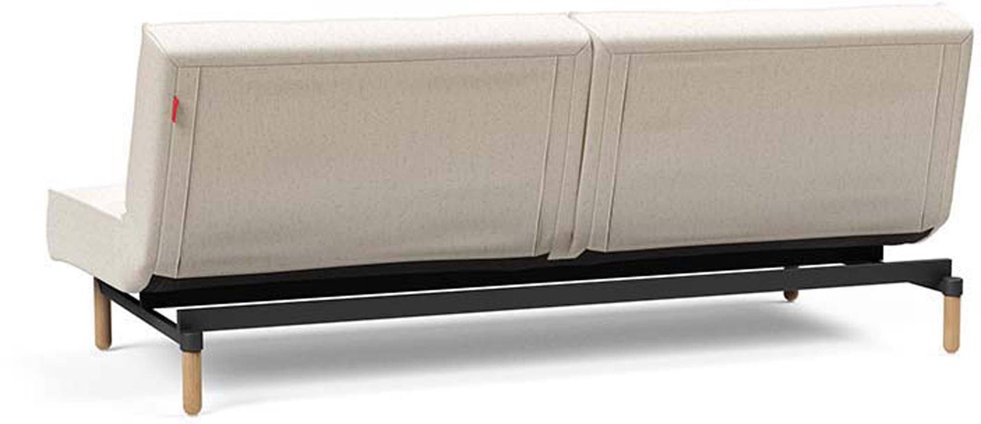 Das Splitback Sofabett 115 Stem von Innovation Living bietet stilvolle Flexibilität und Komfort, ideal für kleine Räume und Übernachtungsgäste.