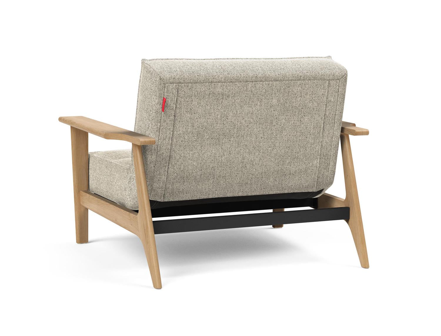 Entdecken Sie den Splitback Frej Sessel von Innovation Living – stilvolles dänisches Design, das Stabilität und Vielseitigkeit in jedem Raum bietet.