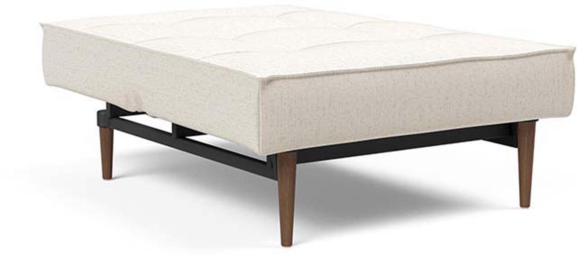 Entdecken Sie den eleganten Splitback Styletto Sessel von Innovation Living – ein perfektes Zusammenspiel aus Design, Komfort und Funktionalität.