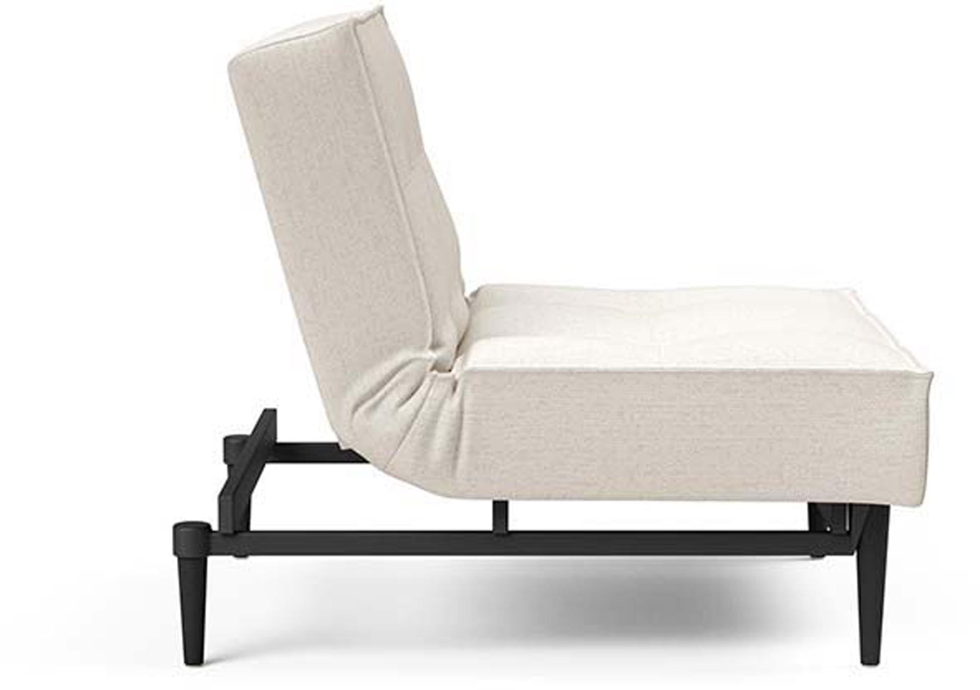 Entdecken Sie den eleganten Splitback Styletto Sessel von Innovation Living – ein perfektes Zusammenspiel aus Design, Komfort und Funktionalität.