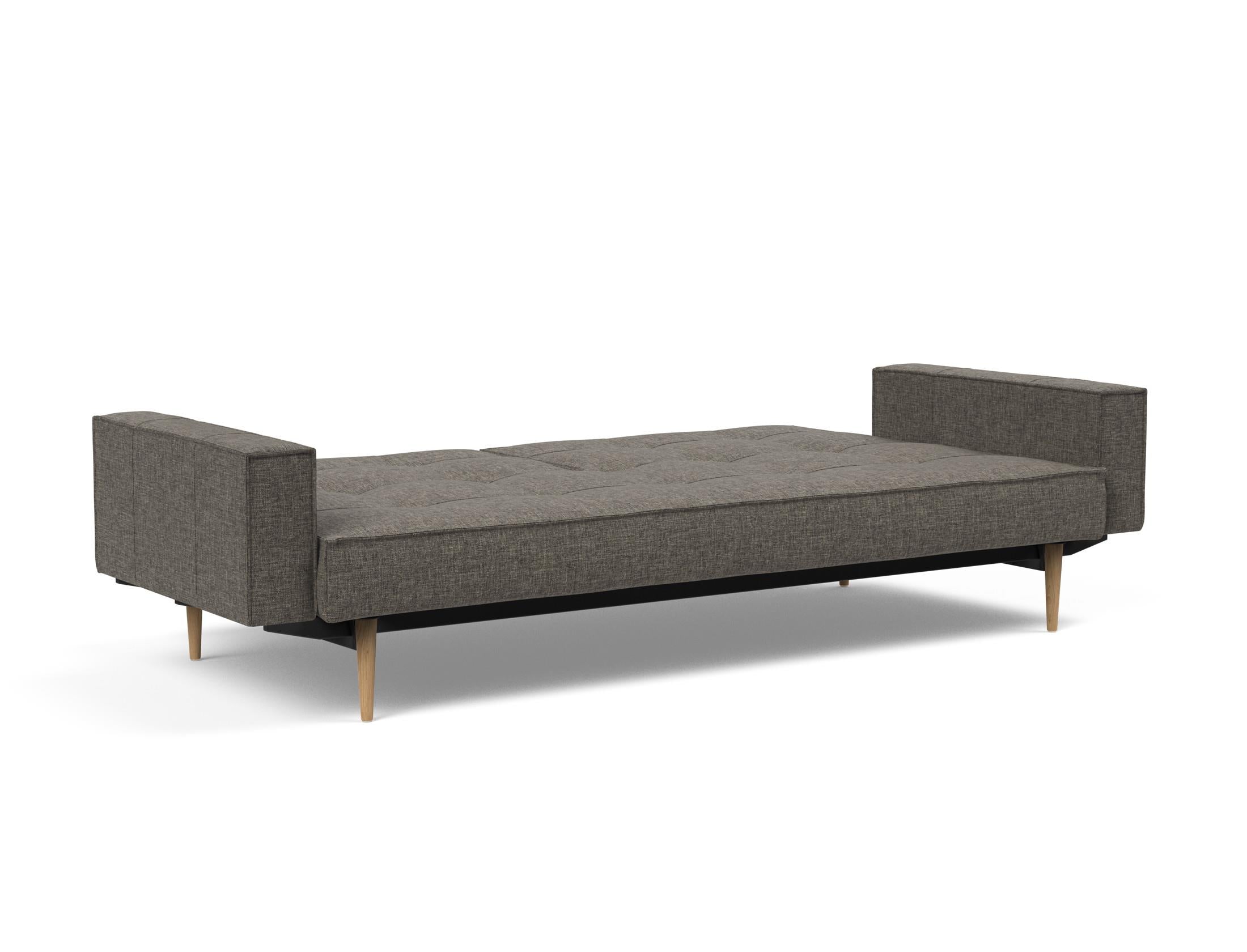 Das Splitback Sofabett 115 Styletto vereint elegantes Design mit praktischer Funktionalität. Ideal für Wohnzimmer und Gästezimmer.