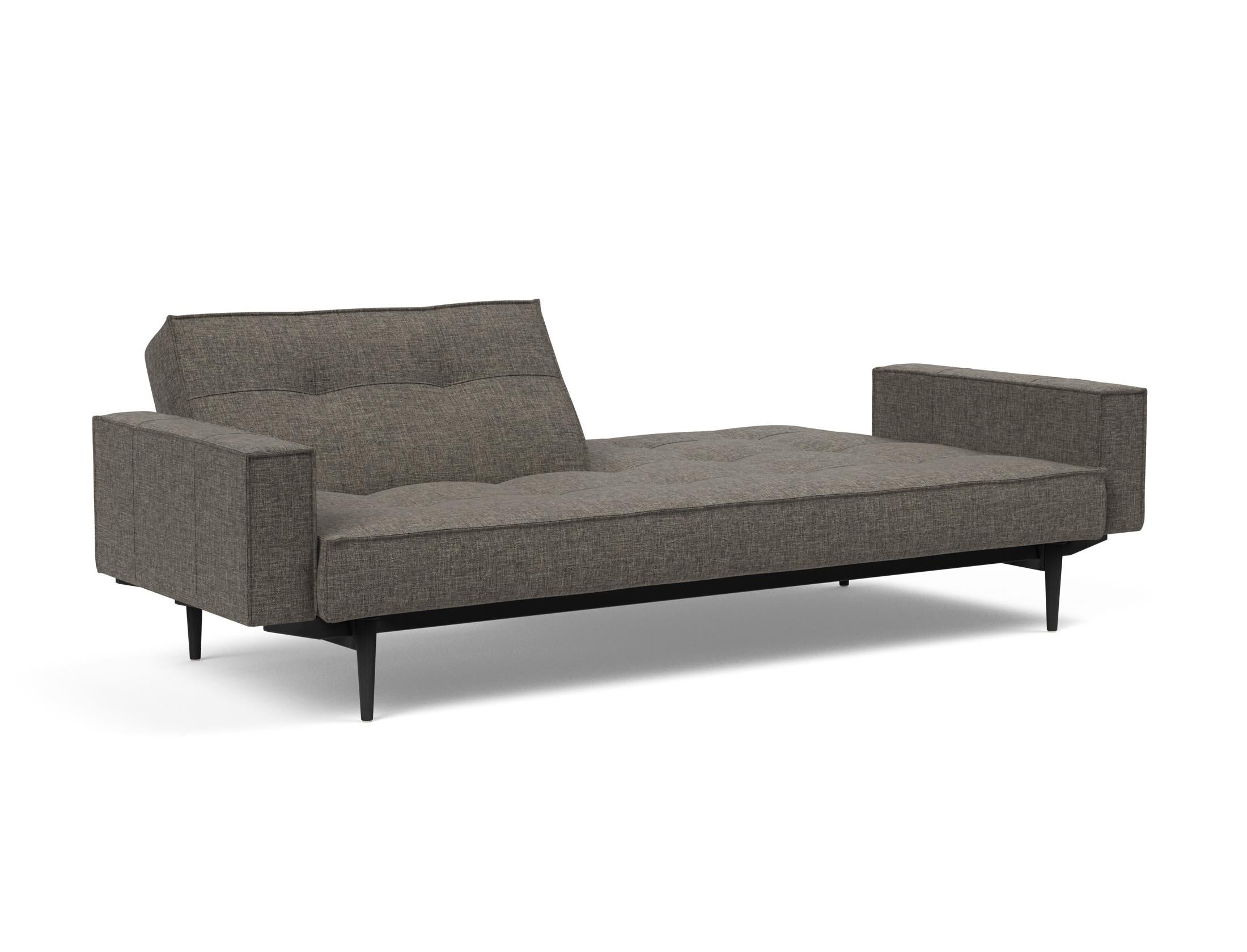 Das Splitback Sofabett 115 Styletto vereint elegantes Design mit praktischer Funktionalität. Ideal für Wohnzimmer und Gästezimmer.