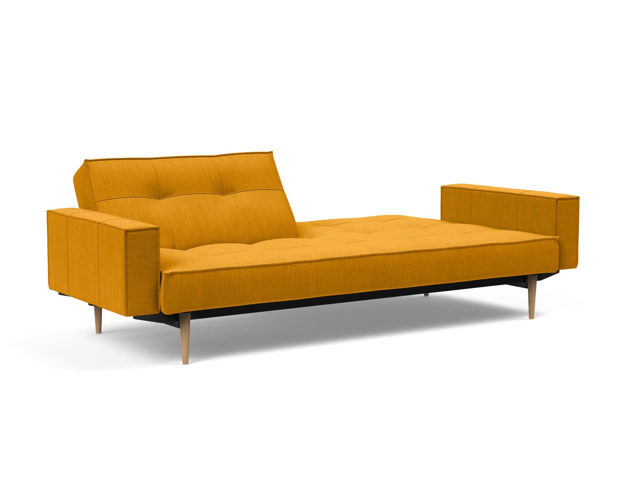 Das Splitback Sofabett 115 Styletto vereint elegantes Design mit praktischer Funktionalität. Ideal für Wohnzimmer und Gästezimmer.