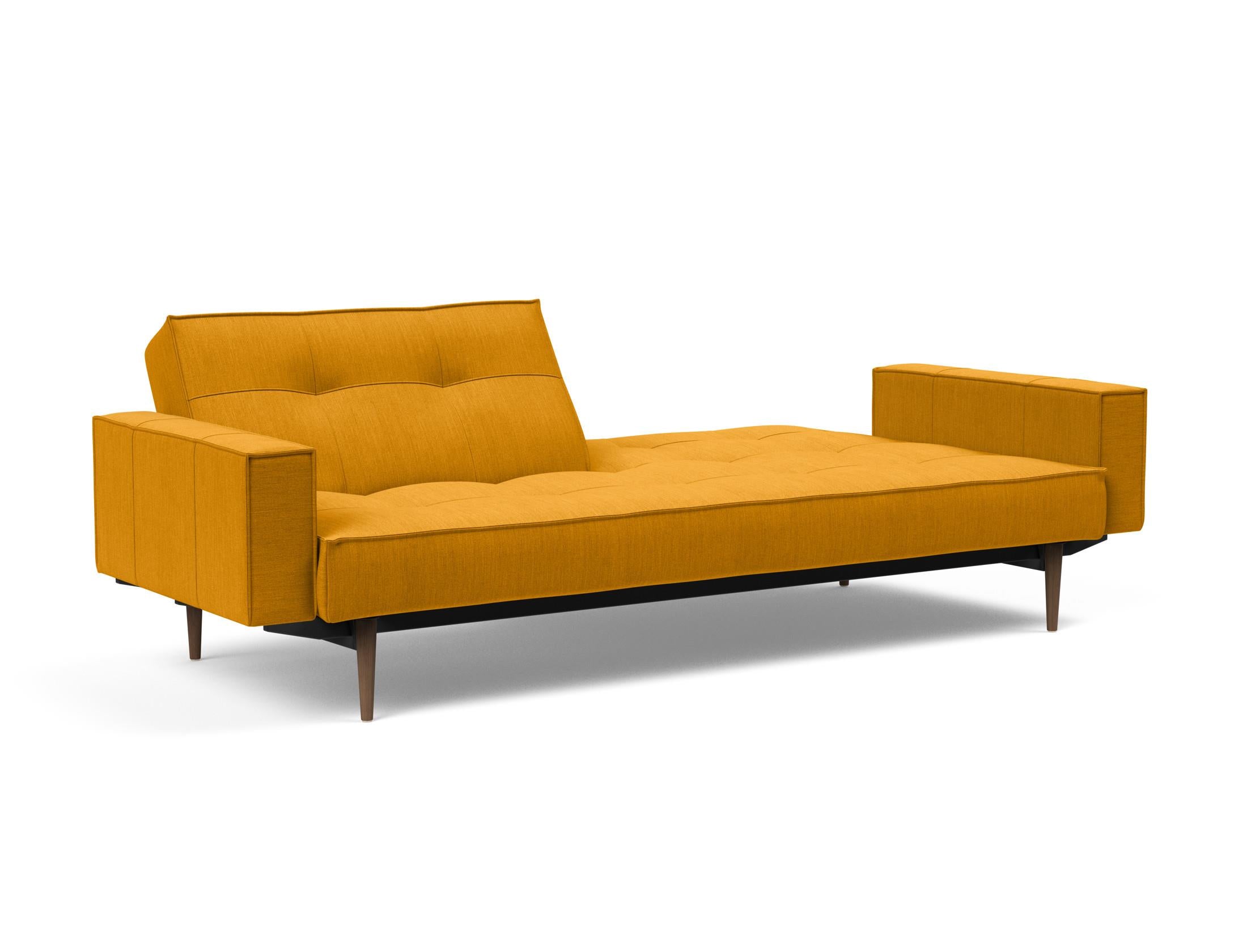 Das Splitback Sofabett 115 Styletto vereint elegantes Design mit praktischer Funktionalität. Ideal für Wohnzimmer und Gästezimmer.