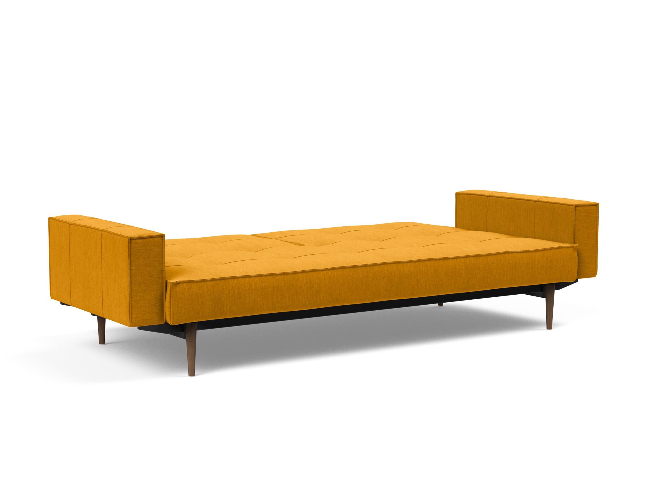 Das Splitback Sofabett 115 Styletto vereint elegantes Design mit praktischer Funktionalität. Ideal für Wohnzimmer und Gästezimmer.