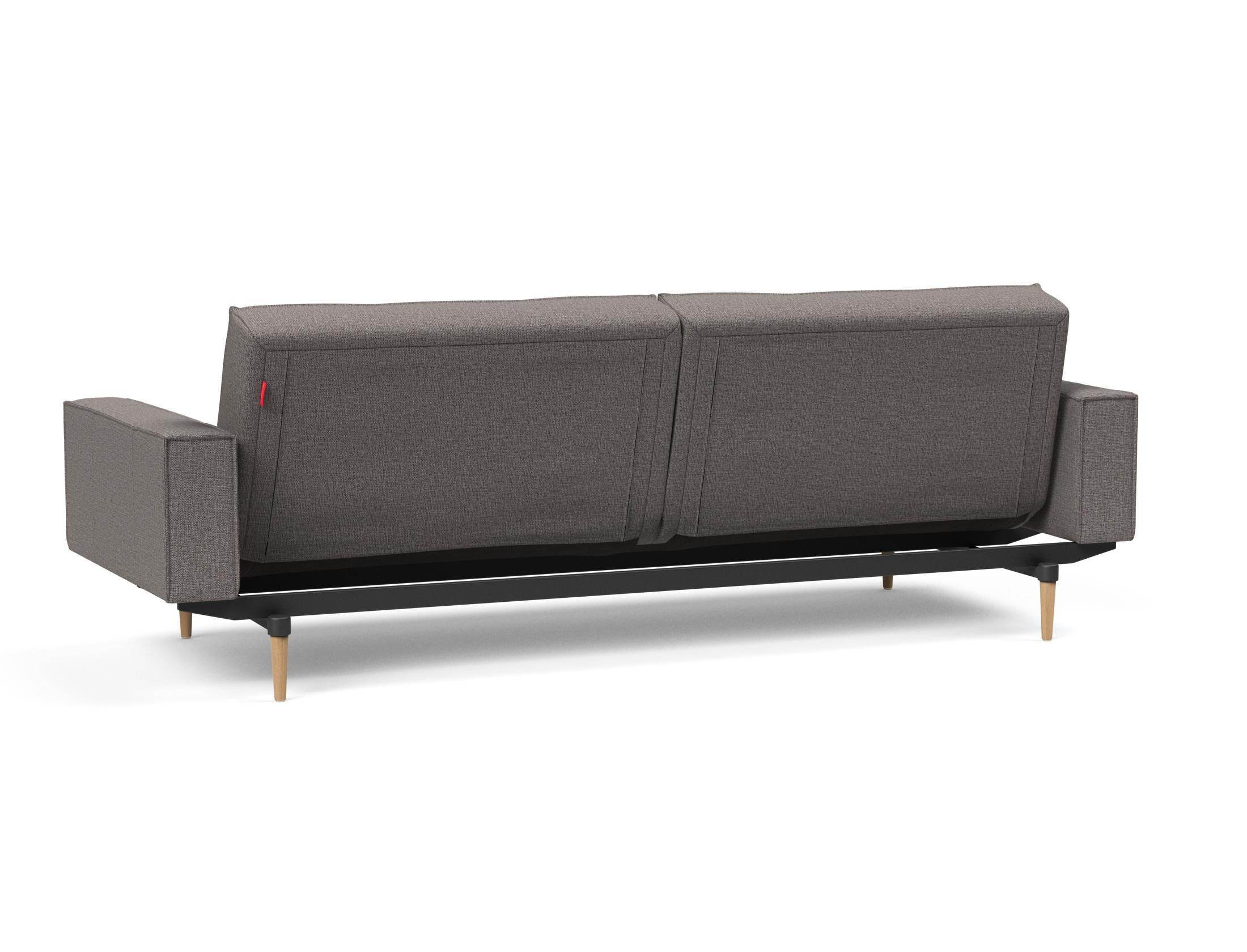 Erleben Sie das Splitback Sofabett 115 Styletto von Innovation Living – ein elegantes Möbelstück, das Komfort und modernes Design vereint.
