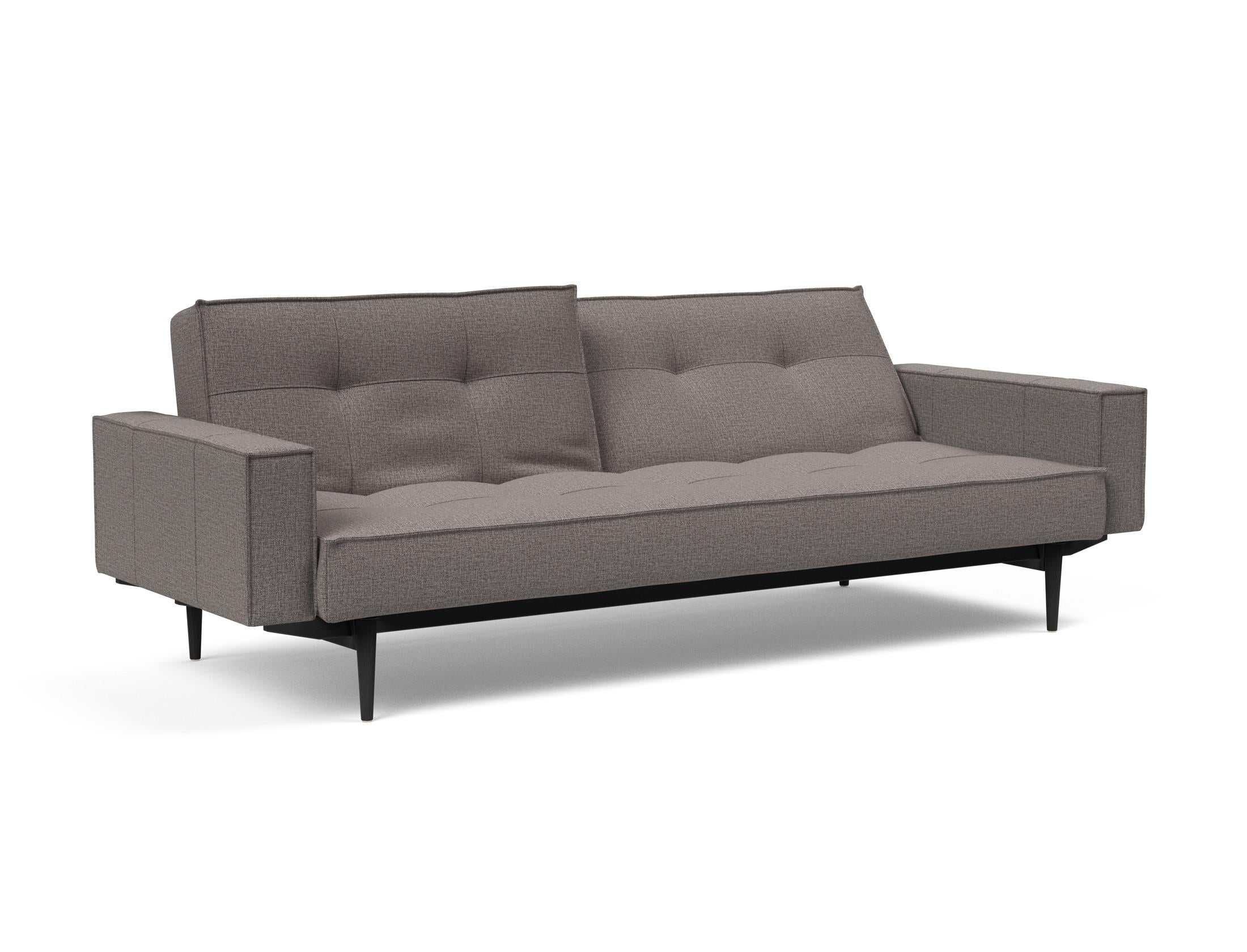 Das Splitback Sofabett 115 Styletto vereint elegantes Design mit praktischer Funktionalität. Ideal für Wohnzimmer und Gästezimmer.