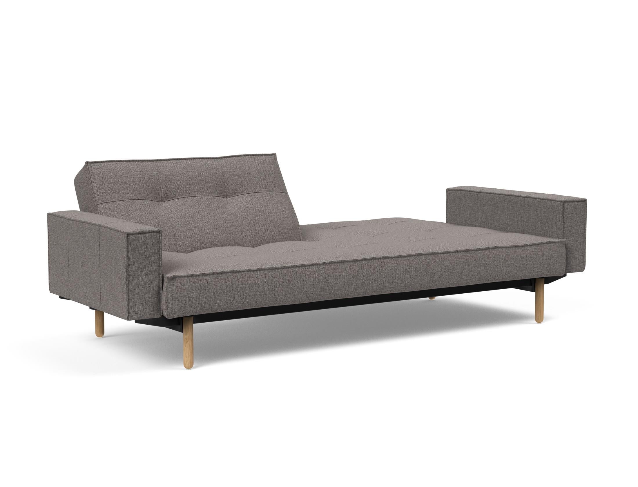 Erleben Sie das Splitback Sofabett 115 Stem von Innovation Living – ein elegantes Möbelstück, das Komfort, Flexibilität und zeitloses Design vereint.