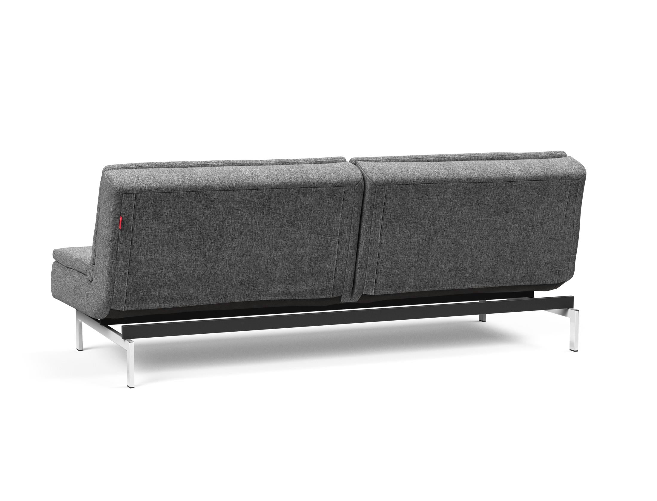 Das Dublexo Chrom Schlafsofa 115 bietet modernen Komfort und Flexibilität, perfekt für stilvolle Wohnräume und begrenzte Platzverhältnisse.