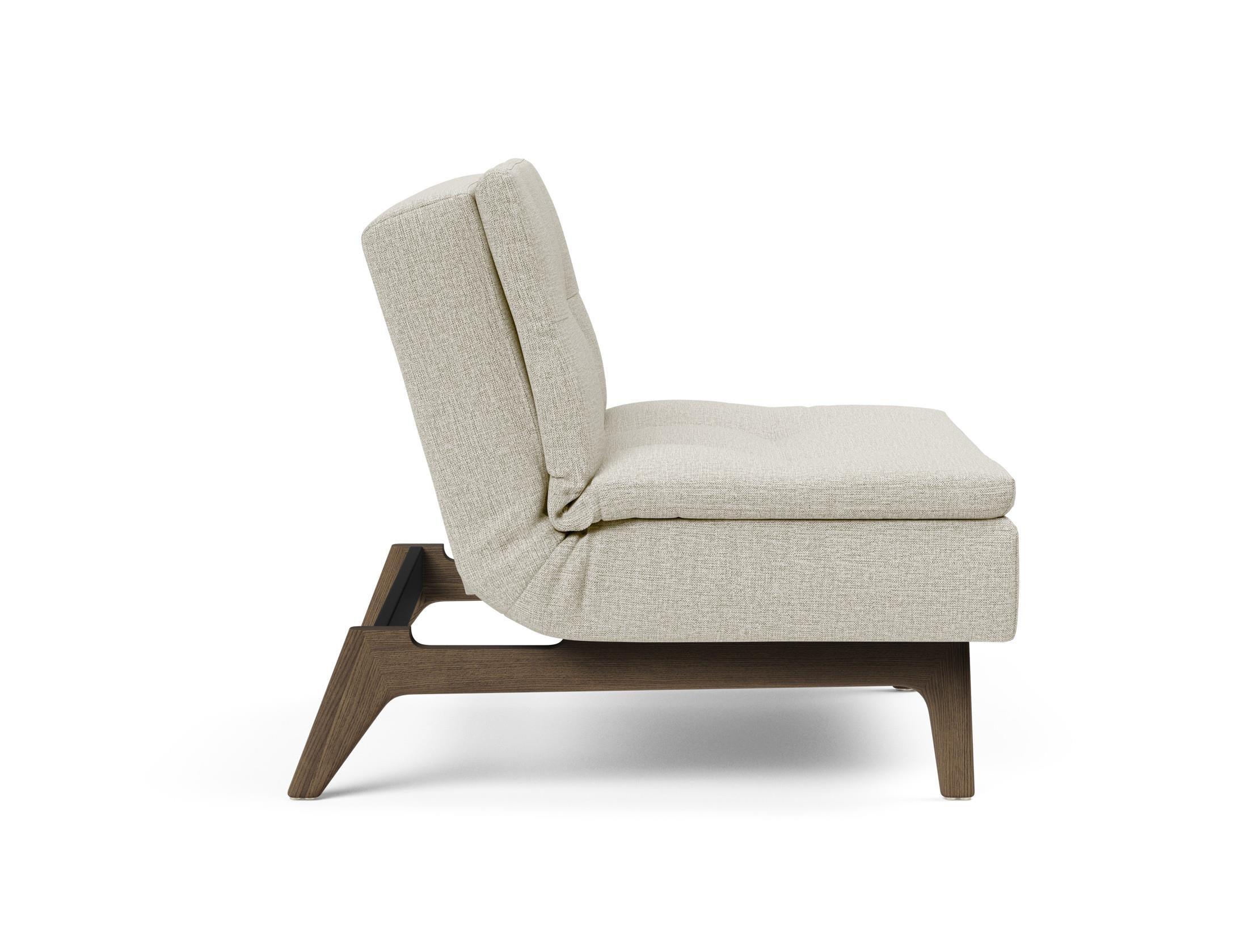 Der Dublexo Eik Sessel von Innovation Living kombiniert elegantes skandinavisches Design mit praktischen Funktionen – ideal für jeden Wohnraum!