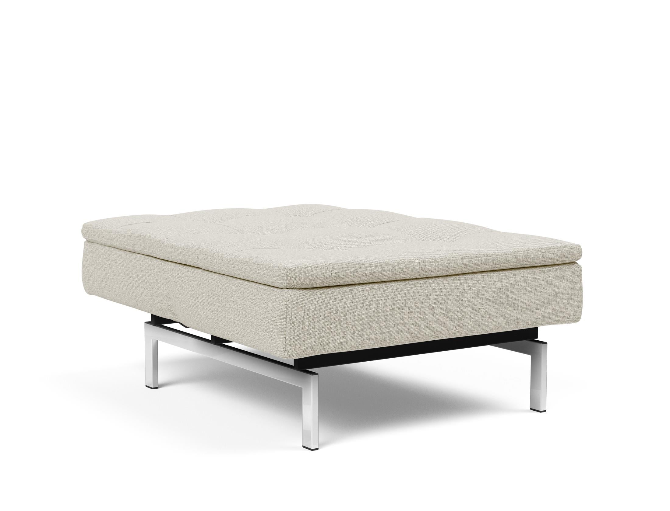 Der Dublexo Chrom Sessel von Innovation Living bietet stilvolle Flexibilität und passt sich perfekt an Ihre Wohnbedürfnisse an.