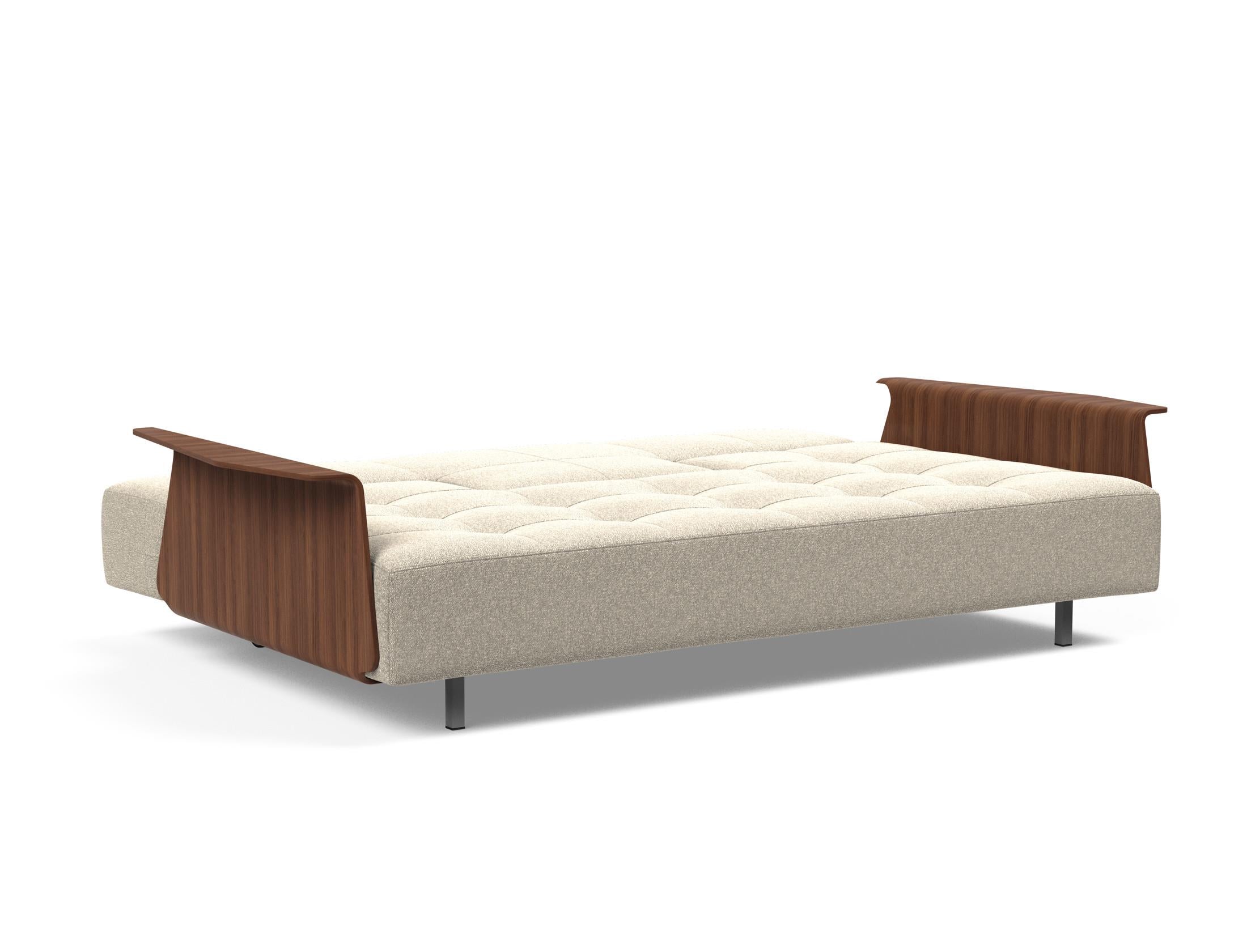 Erleben Sie das Long Horn D.E.L. Schlafsofa mit Armlehnen von Innovation Living – stilvoll, funktional und ideal für entspannte Nächte.