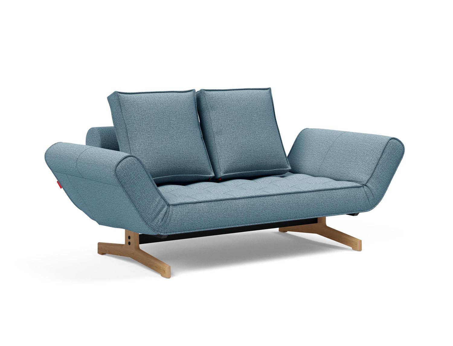 Erleben Sie das Ghia Klappsofa 80 Eiche von Innovation Living – ein elegantes, funktionales Möbelstück, das sich ideal für kleine Räume eignet.