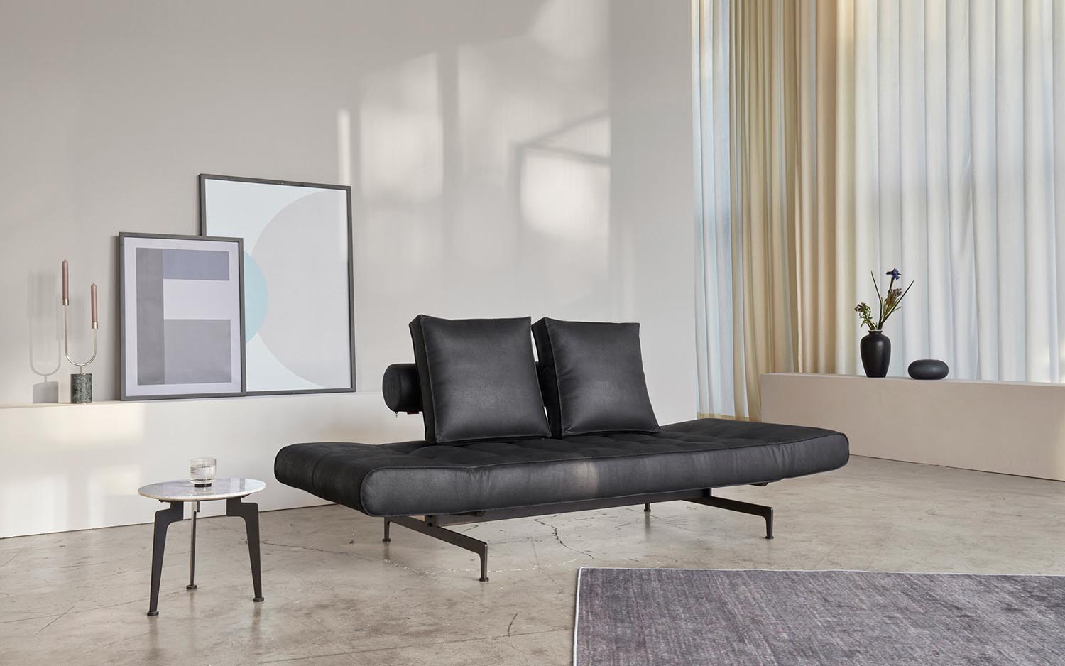 Entdecken Sie das Ghia Klappsofa 80 Laser von Innovation Living – stilvoll, platzsparend und perfekt für jedes Zuhause.