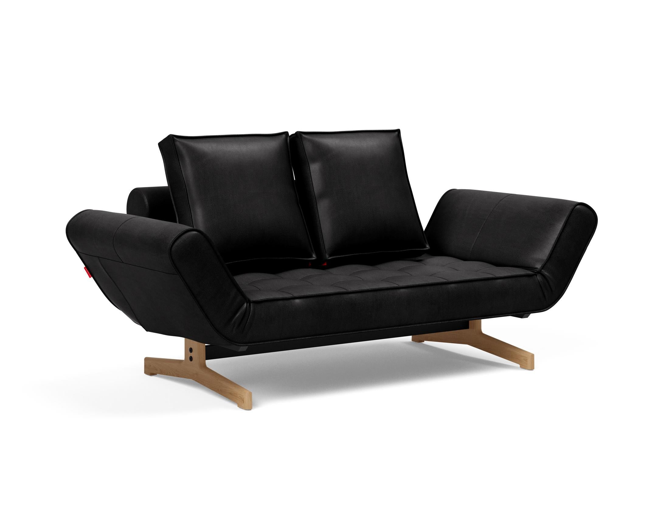 Erleben Sie das Ghia Klappsofa 80 Eiche von Innovation Living – eine elegante Lösung, die Komfort und Vielseitigkeit in jeden Raum bringt.