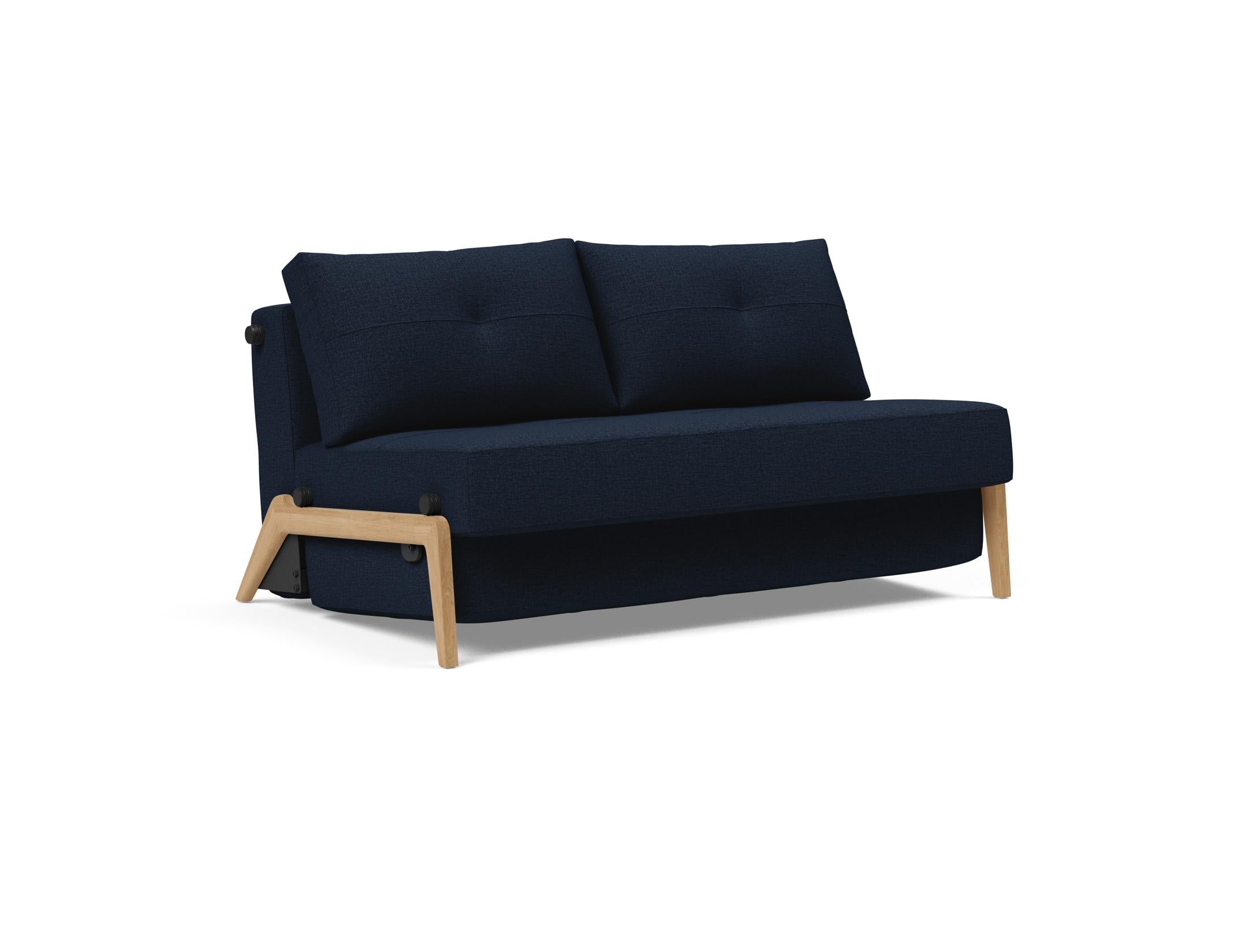Cubed Klappsofa 140: Kompaktes Design trifft Funktionalität. Verwandelt sich schnell in ein Bett und bietet Stauraum für Bettzeug.