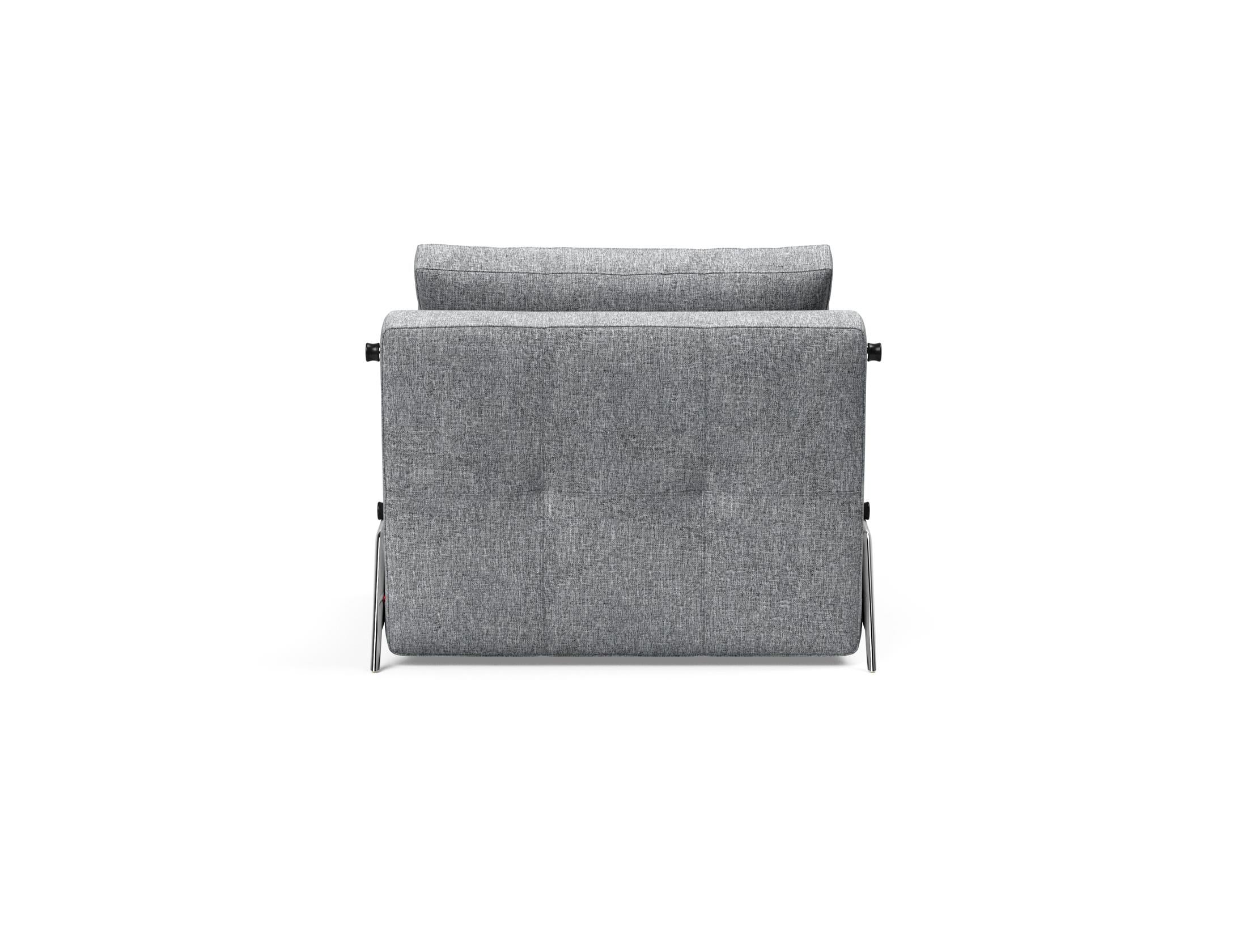 Erleben Sie den Cubed Sessel 90 von Innovation Living: Ein stilvoller, kompakter Sessel mit Bettfunktion und praktischem Stauraum für Ihr Zuhause.