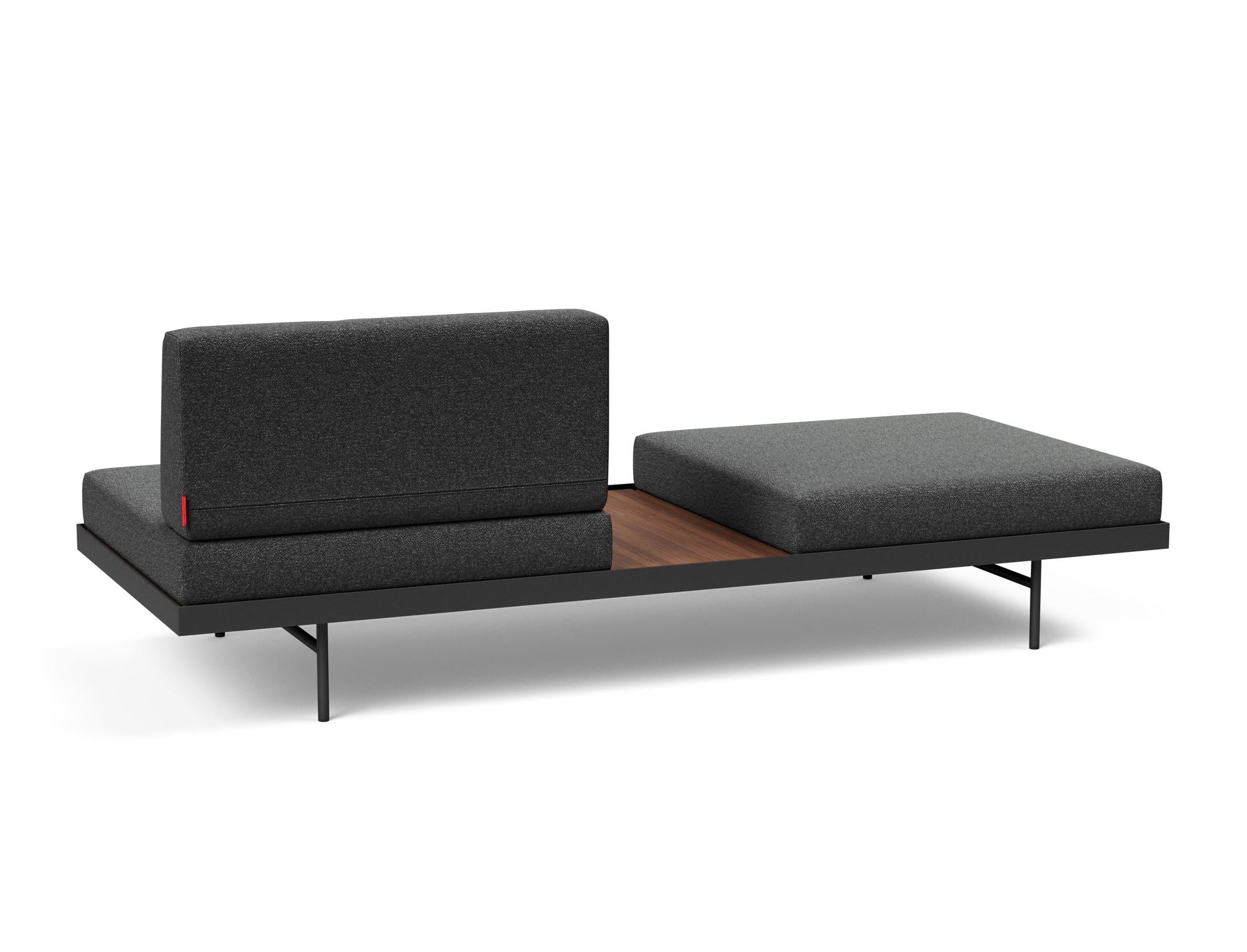 Erleben Sie das Puri Klappsofa von Innovation Living – stilvolles Design trifft auf Funktionalität mit einem integrierten Tisch für jeden Raum.