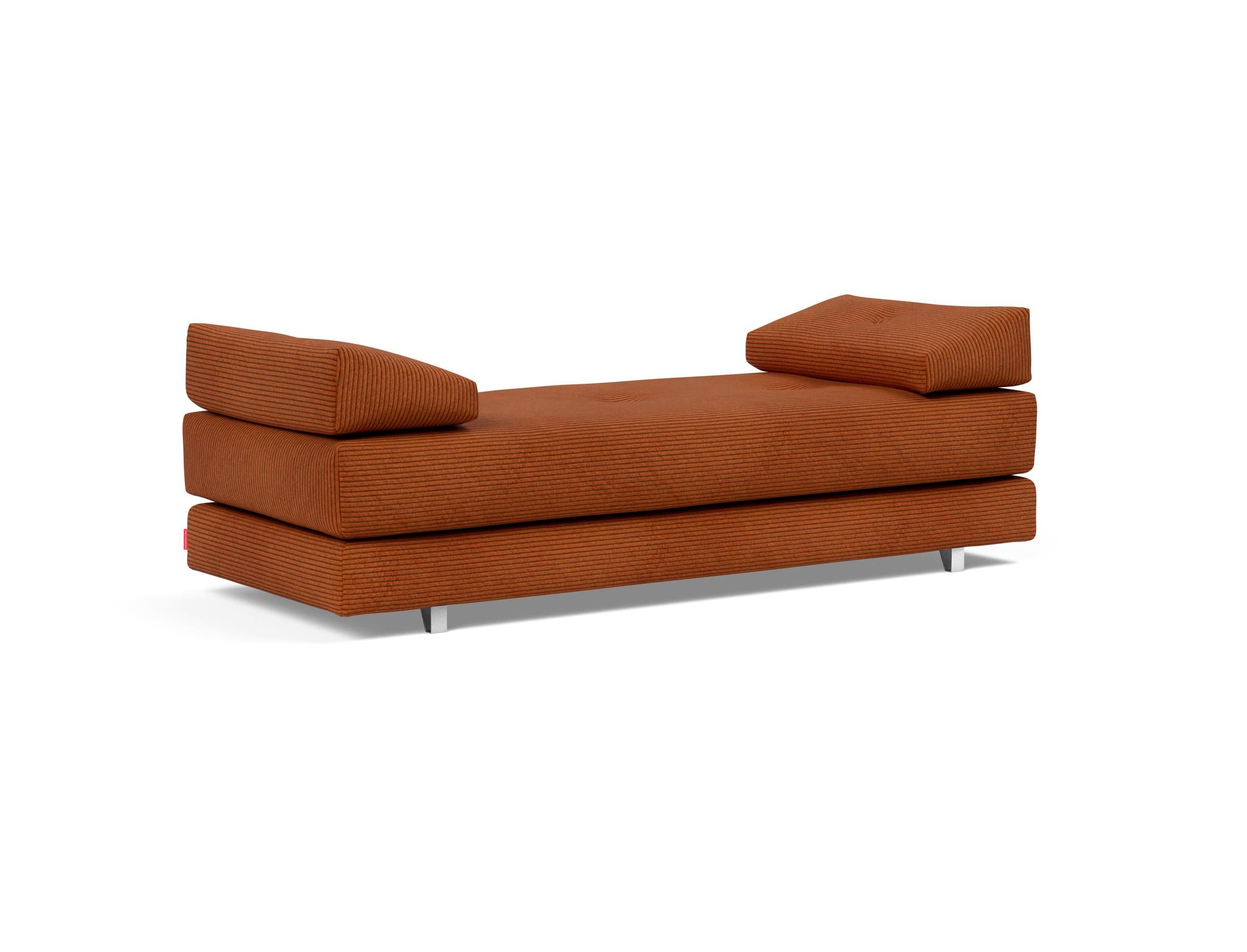 Entdecken Sie das Sigmund Bettsofa von Innovation Living: Eleganz trifft Funktionalität für ein gemütliches Zuhause.