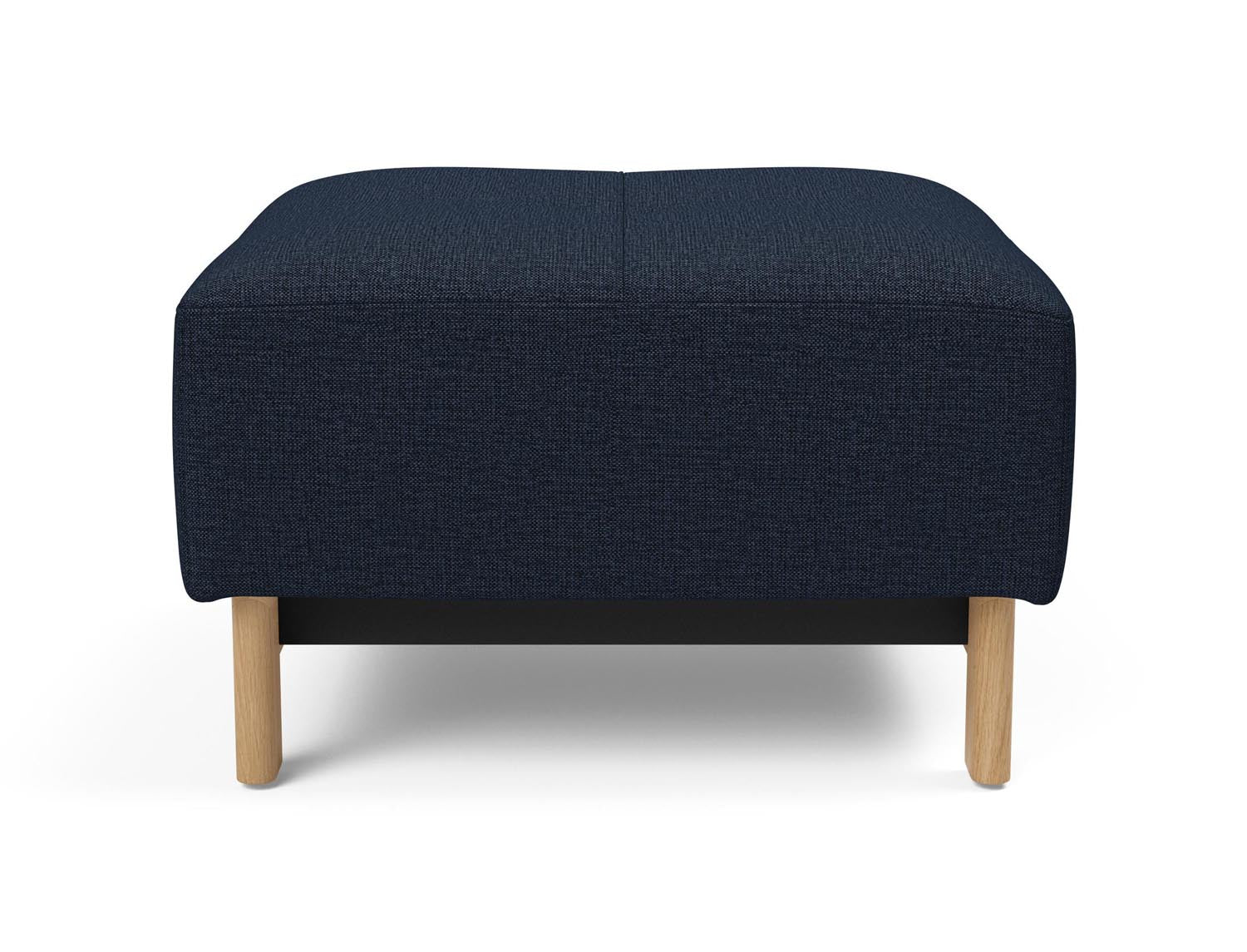 Der Pyxis Puff von Innovation Living vereint Funktionalität und Design. Ideal als Sitzgelegenheit oder Fussablage, bereichert er jedes Interieur.