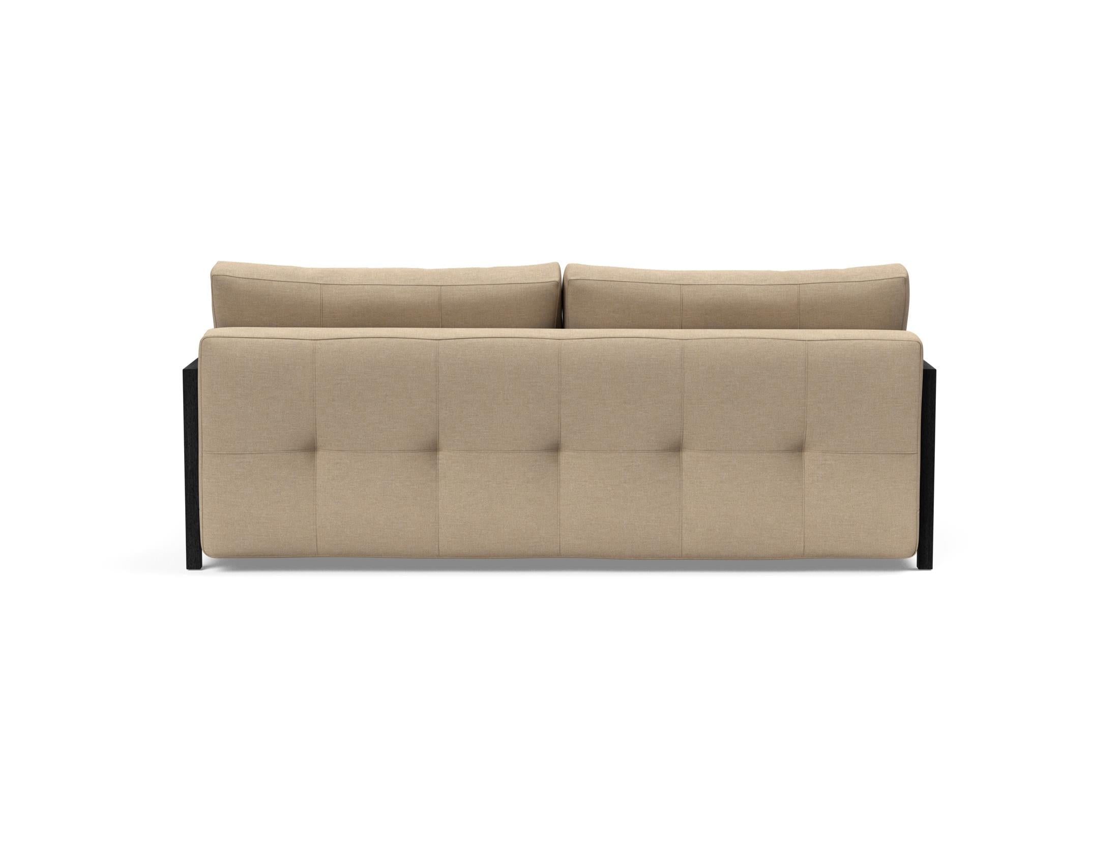 Entdecken Sie das Bifrost Bettsofa 150 von Innovation Living: stilvolles Design, hochwertige Matratze, ideal für kleine Wohnungen und Gästezimmer.