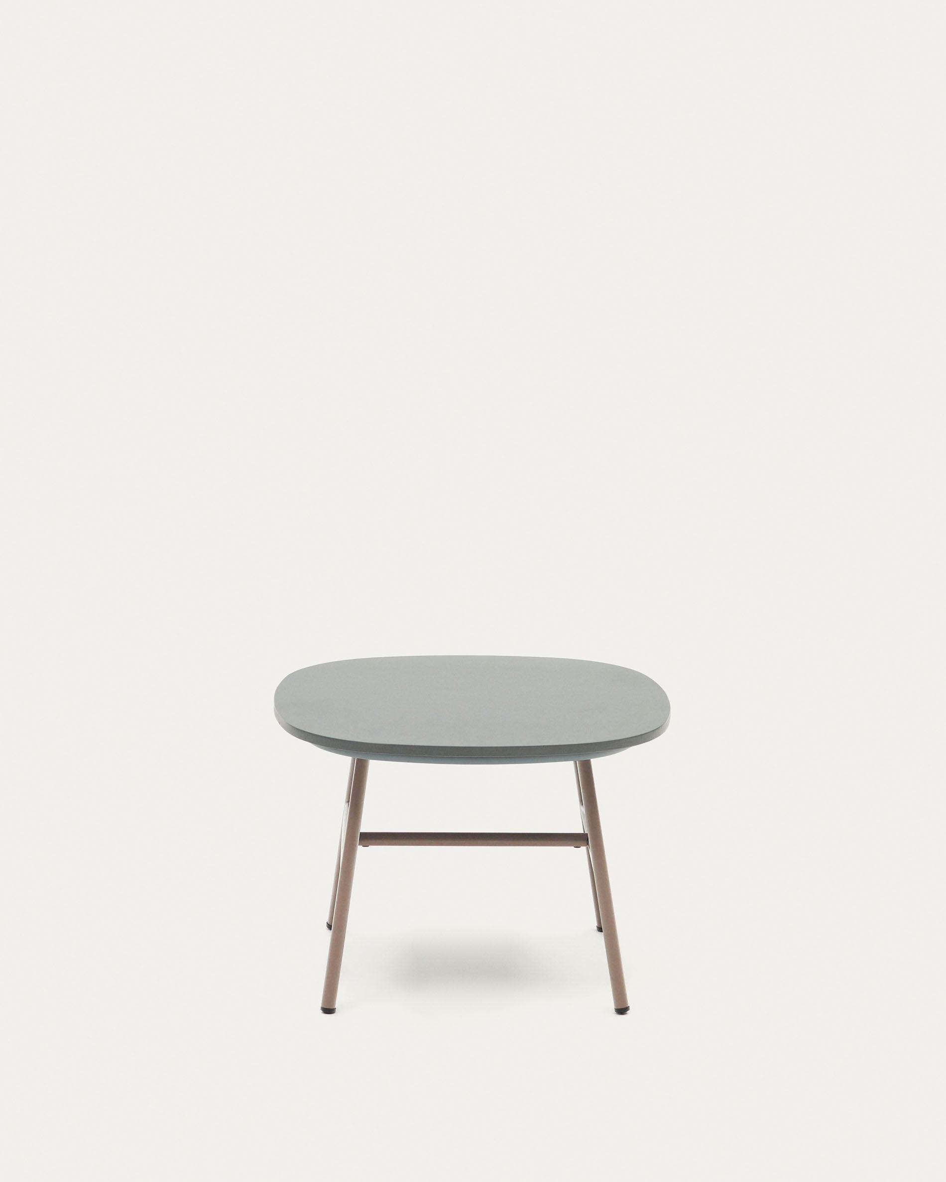 Moderner Beistelltisch aus robustem Stahl mit elegantem helllila Finish, 60 x 60 cm. Perfekt für stilvolle Terrassen und Balkone.