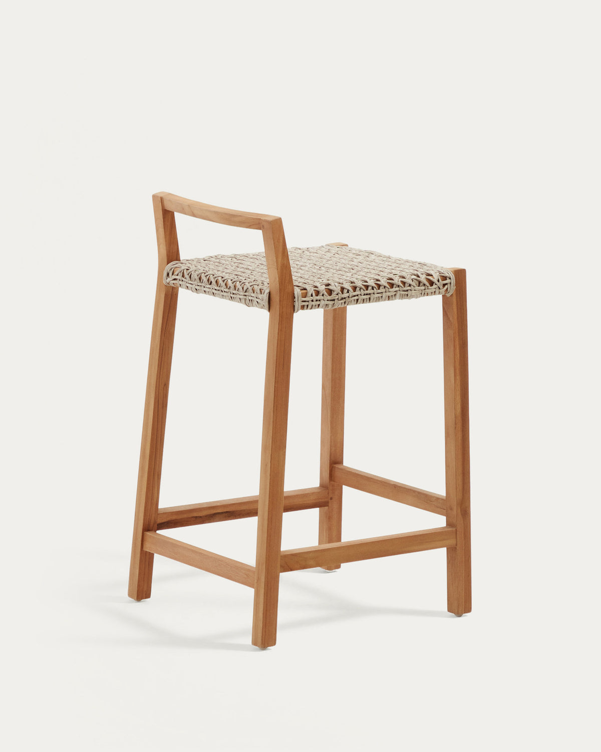 Giverola Hocker aus massivem Teakholz 67,5 cm in Natur, Beige präsentiert im Onlineshop von KAQTU Design AG. Outdoor-Barstuhl ist von Kave Home