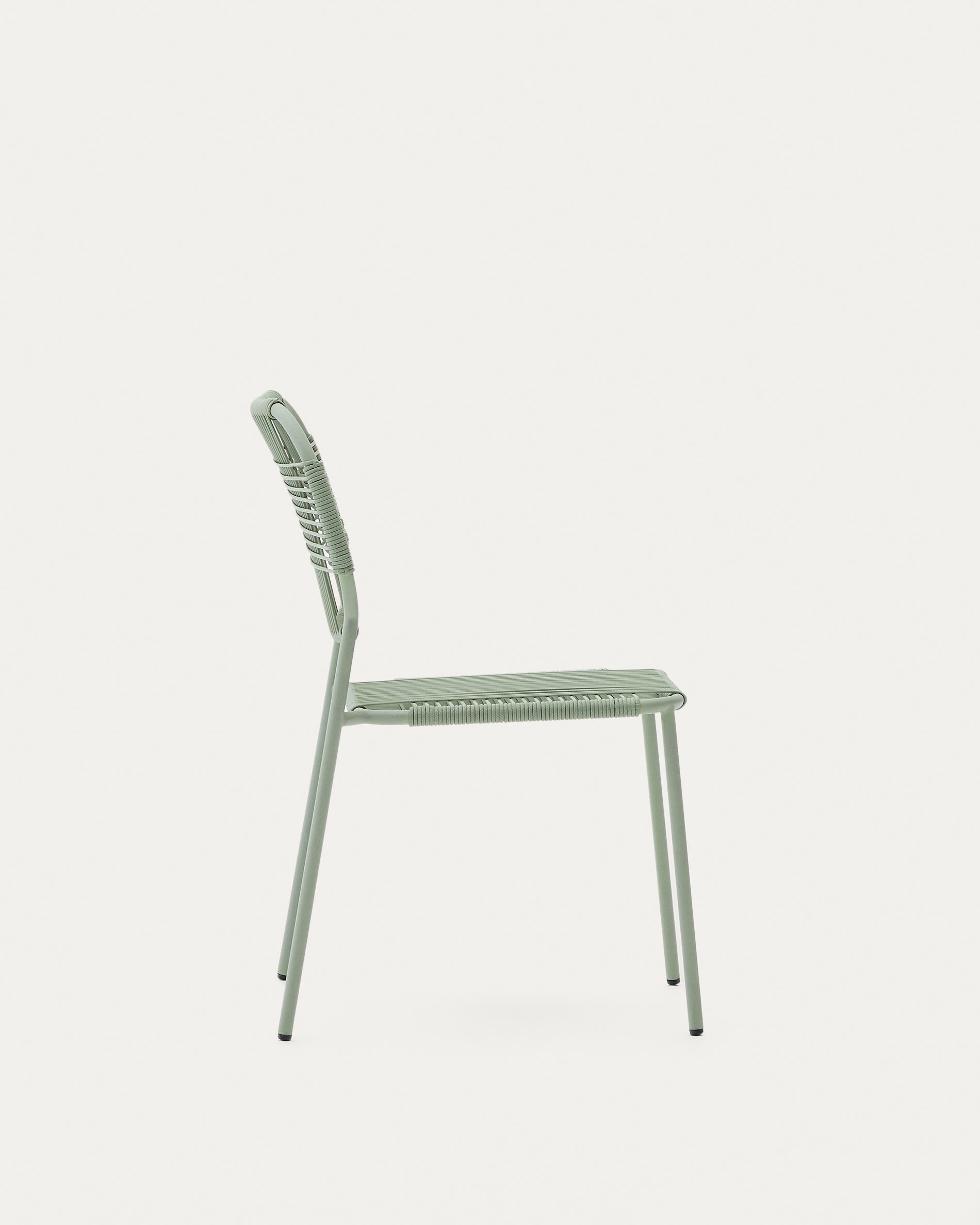 Platzsparender Talaier Outdoor-Stuhl in modernem Türkis, aus wetterfestem Seil und stabilem Stahl – perfekt für stilvolle Balkone.