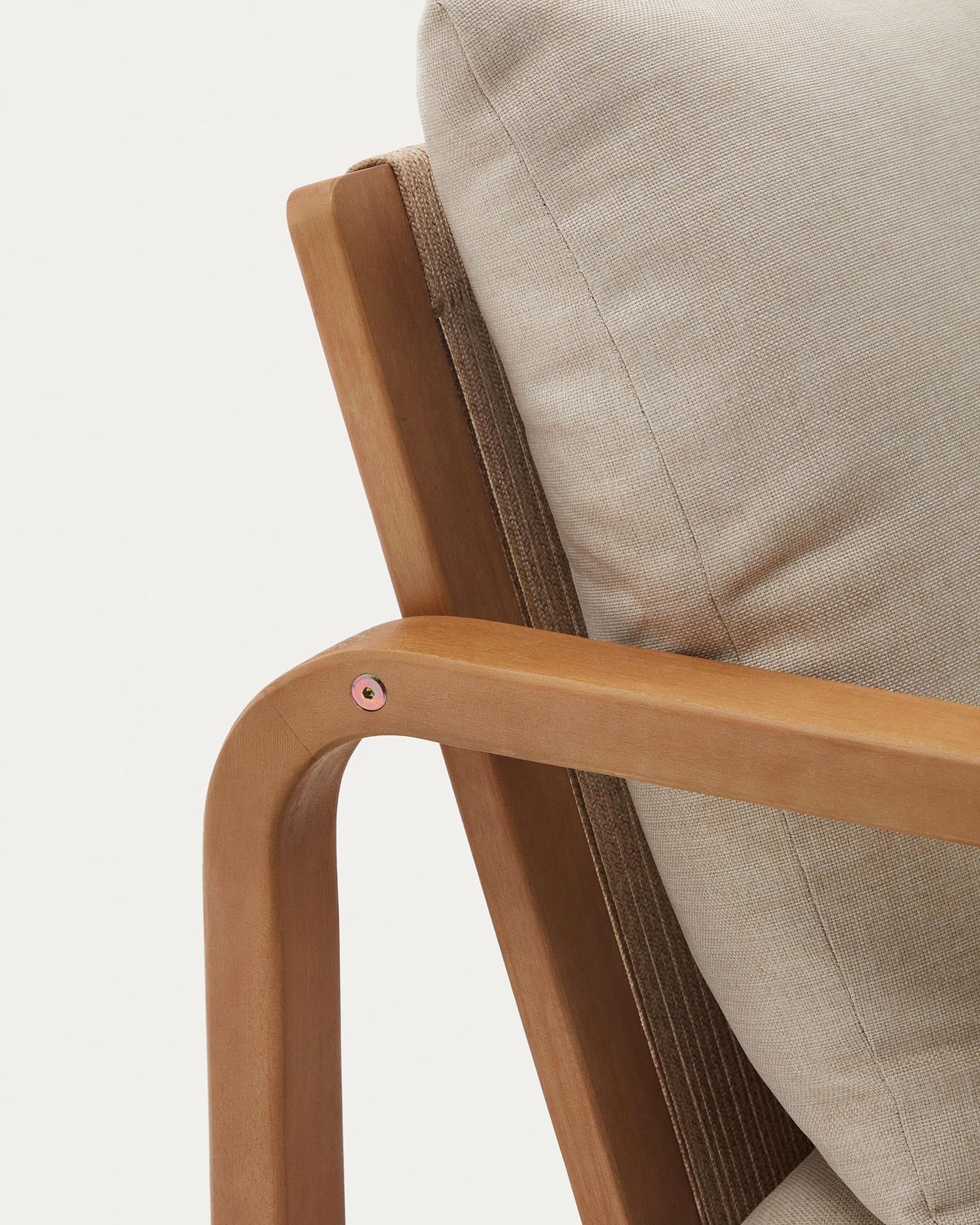 Stilvolles Sacaleta 2-Sitzer-Sofa aus massivem Eukalyptusholz, FSC-zertifiziert. Perfekt für entspannte Momente im Freien.