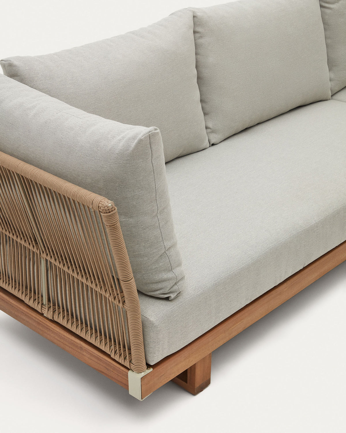 Raco Set aus 5-Sitzer-Ecksofa und Couchtisch massives Akazienholz FSC 100% in Natur präsentiert im Onlineshop von KAQTU Design AG. Loungeset ist von Kave Home