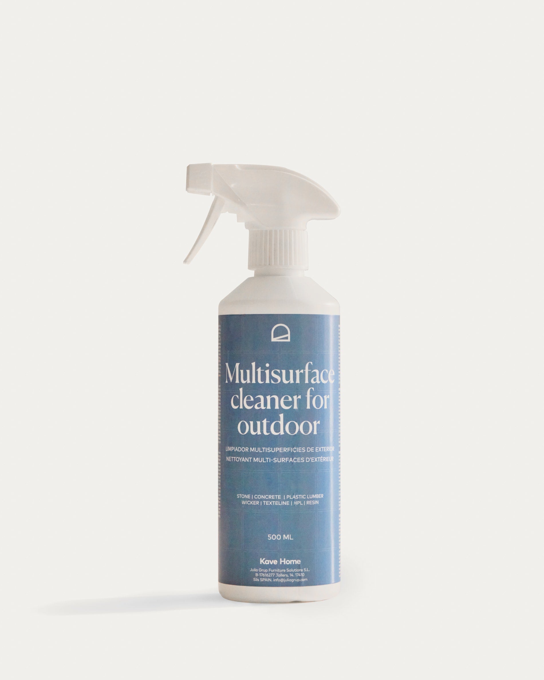 Multi-Flächen-Reiniger Sterina für den Aussenbereich 500 ml in Blau präsentiert im Onlineshop von KAQTU Design AG. Reinigungsmittel ist von Kave Home