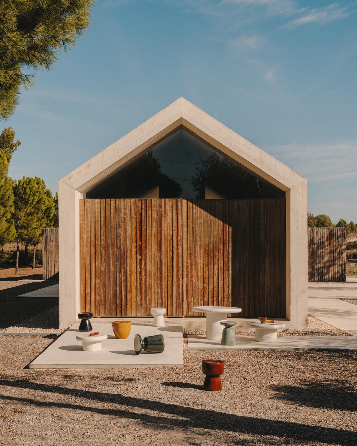 Eleganter Mesquida Terrazzo-Tisch, grün, Ø 39 cm, für Gartenfreunde.