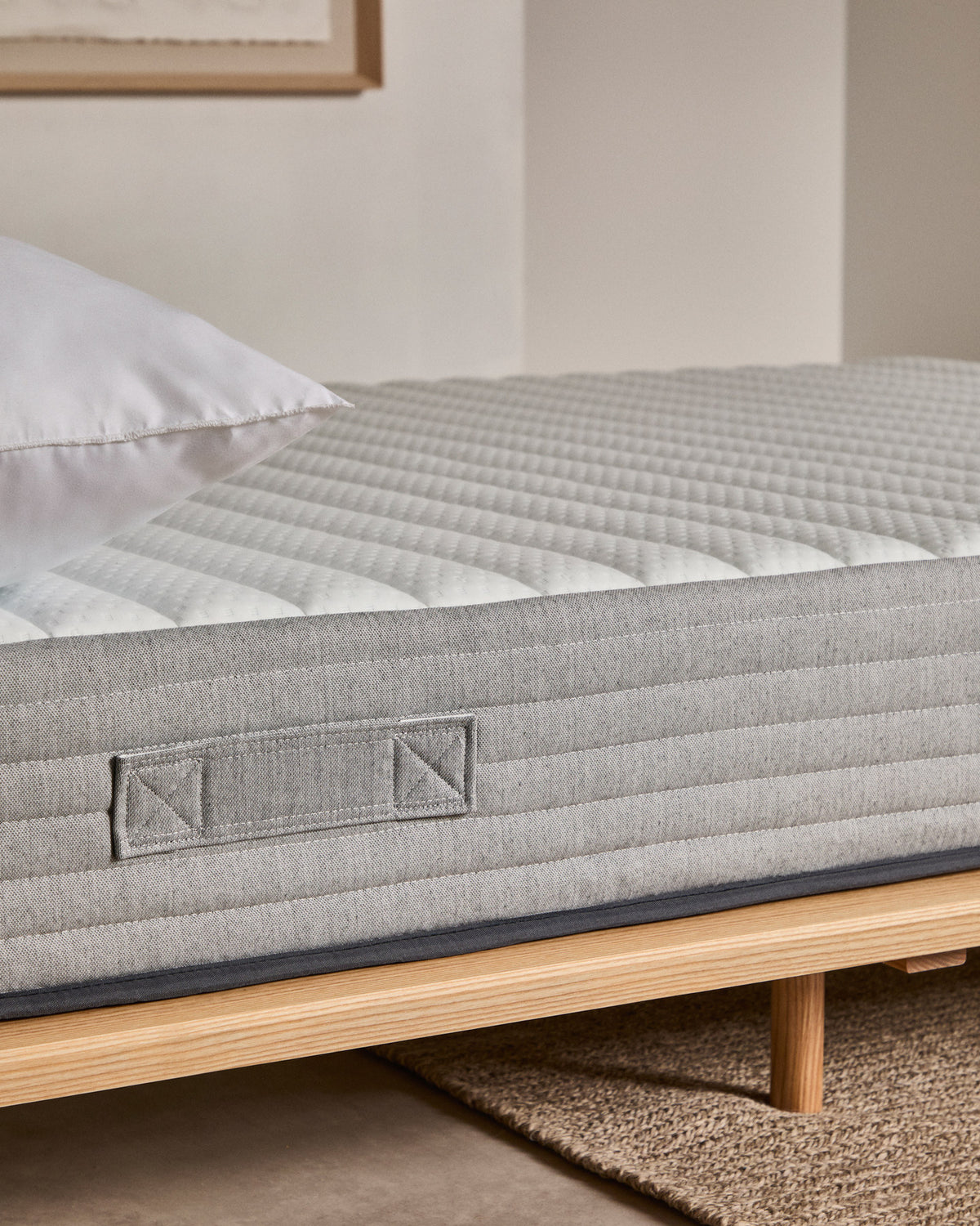 Juno Taschenfederkernmatratze 180 x 200 cm in Weiss, Grau präsentiert im Onlineshop von KAQTU Design AG. Matratze ist von Kave Home