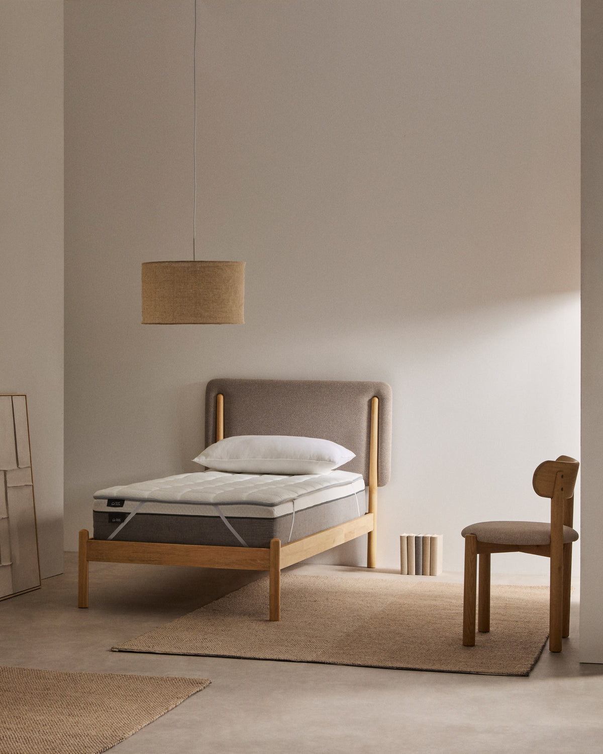 Topper Freya 90 x 200 cm in Weiss, Grau präsentiert im Onlineshop von KAQTU Design AG. Matratze ist von Kave Home