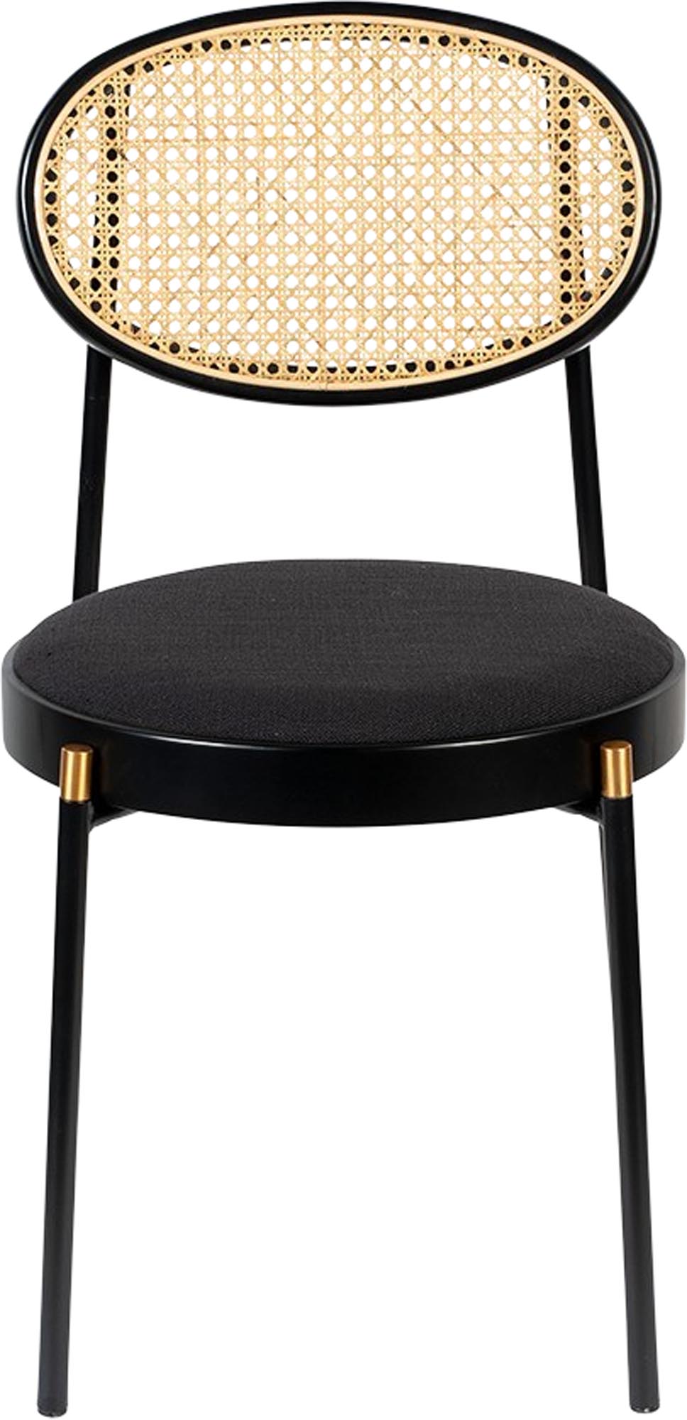 Entdecke den Don't Stop the Webbing Stuhl von Bold Monkey: Minimalistisches Design in neutralen Beigetönen, kombiniert mit schwarz lackiertem Buchenholz und retro Rattan. Perfekt für dein Esszimmer!