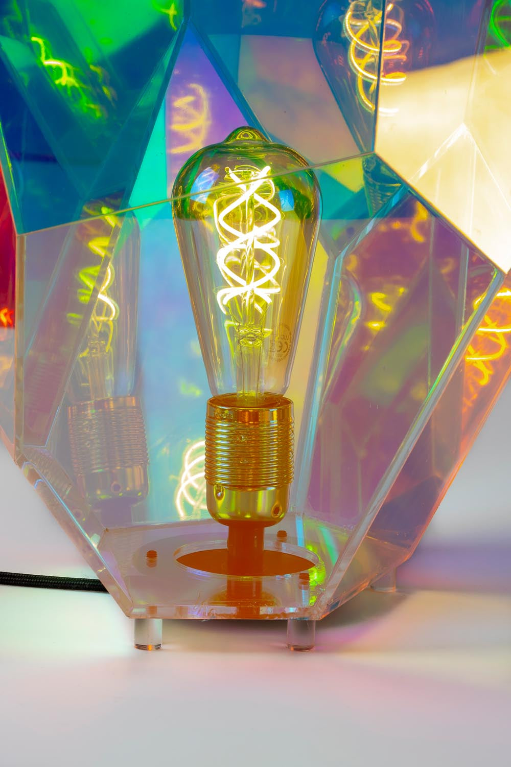 Elegante Diamond Dear Lampe: Einzigartiges Design von Bold Monkey.