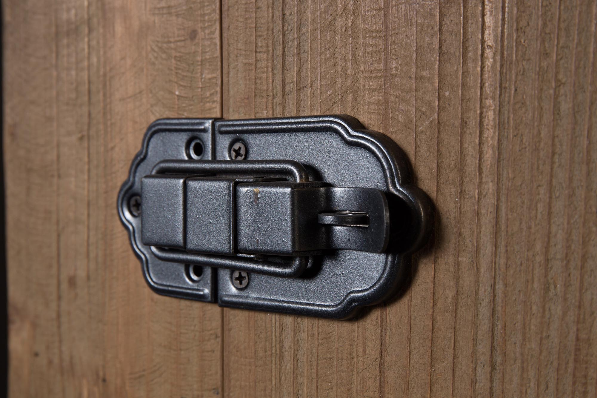 Dutchbone Cabinet Lico: Eleganz und Stauraum für Ihr Zuhause.