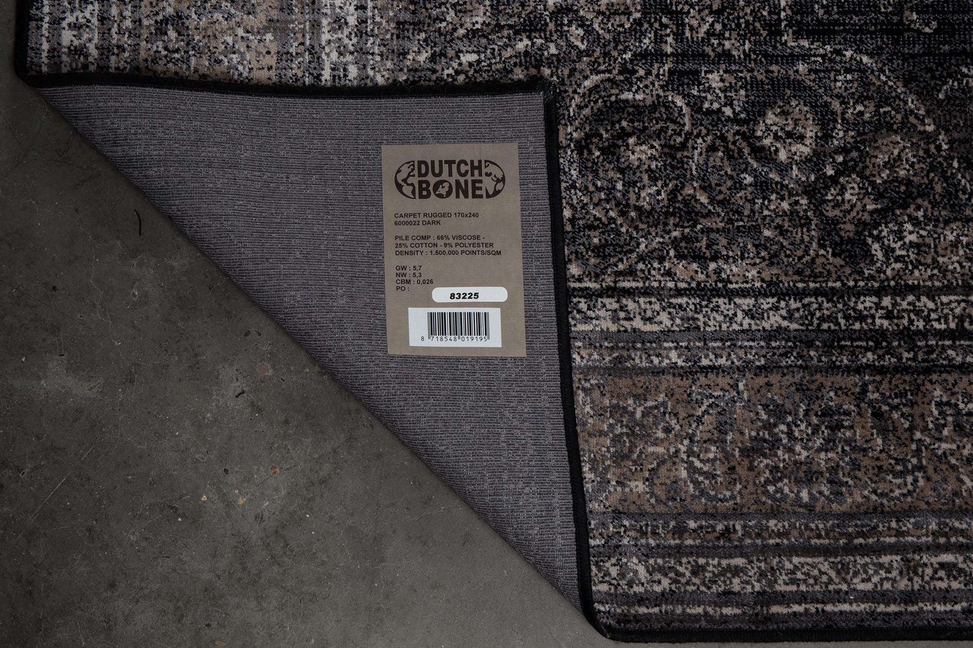 Der Teppich Rugged von Dutchbone besticht durch seinen Vintage-Look und hochwertige Verarbeitung für stilvolle Räume.