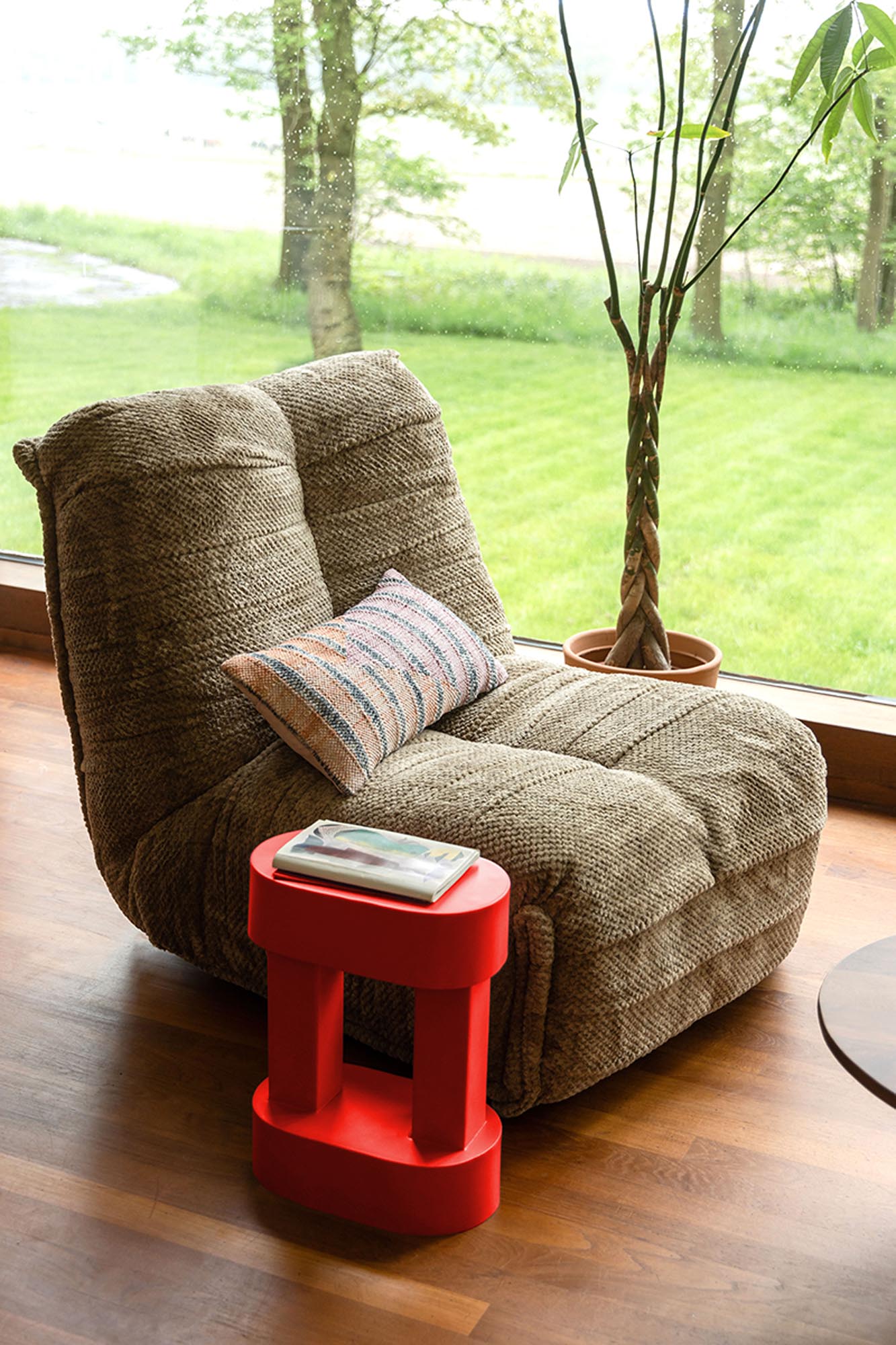 Luxuriöser Hamilton Recliner: Stilvoller Komfort von Dutchbone.