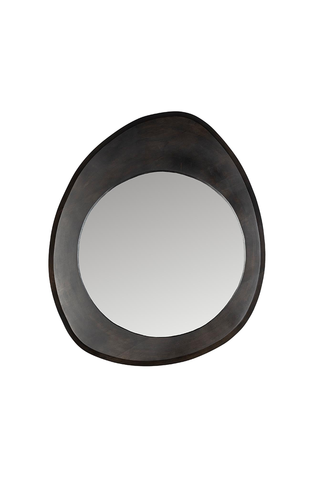 Der Aren Wood Spiegel von Dutchbone kombiniert hochwertiges Mangoholz mit modernem Design. Ein stilvolles Accessoire für jedes Zuhause.