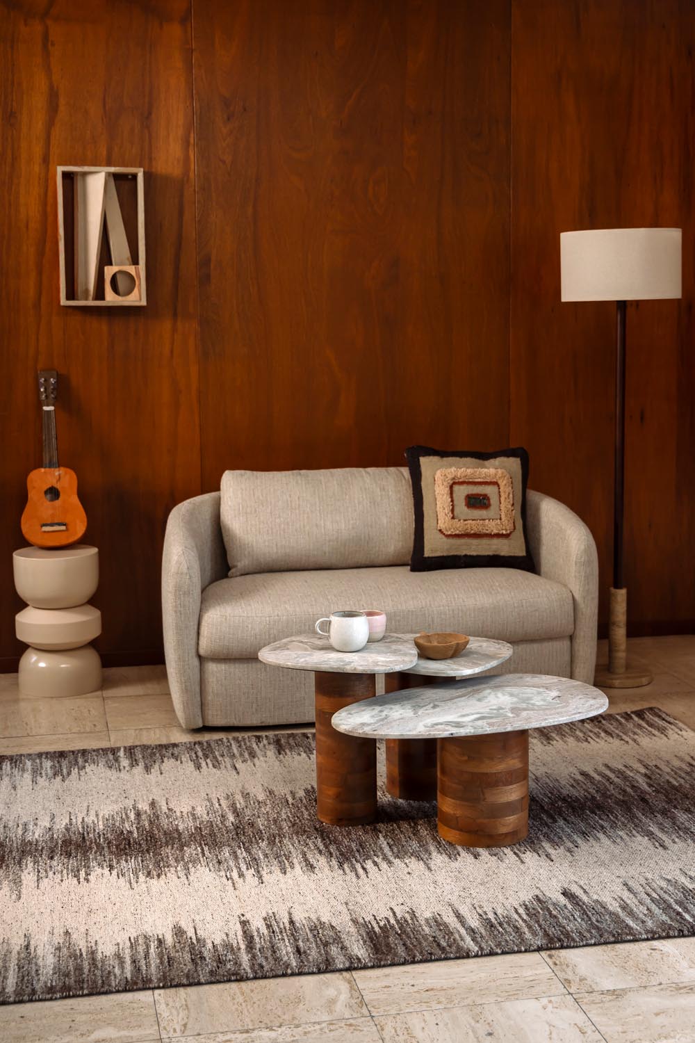 Dutchbone Teppich Rhea: Zeitloses Design für stilvolle Räume.