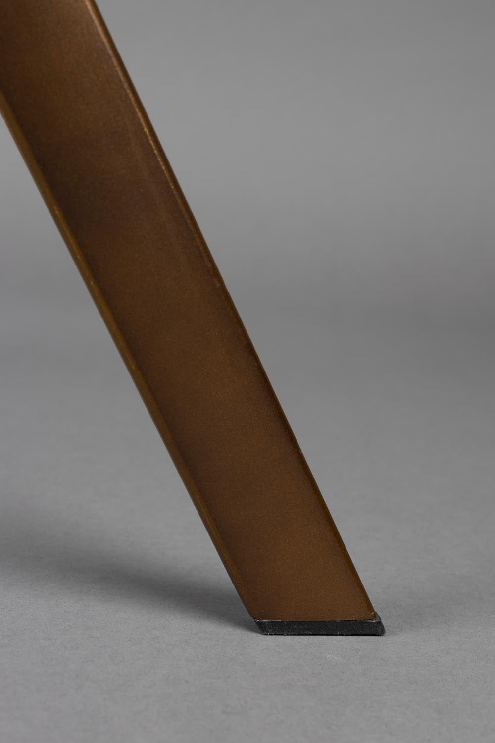 Dutchbone Franky: Komfortabler Bouclé-Stuhl für modernes Design.