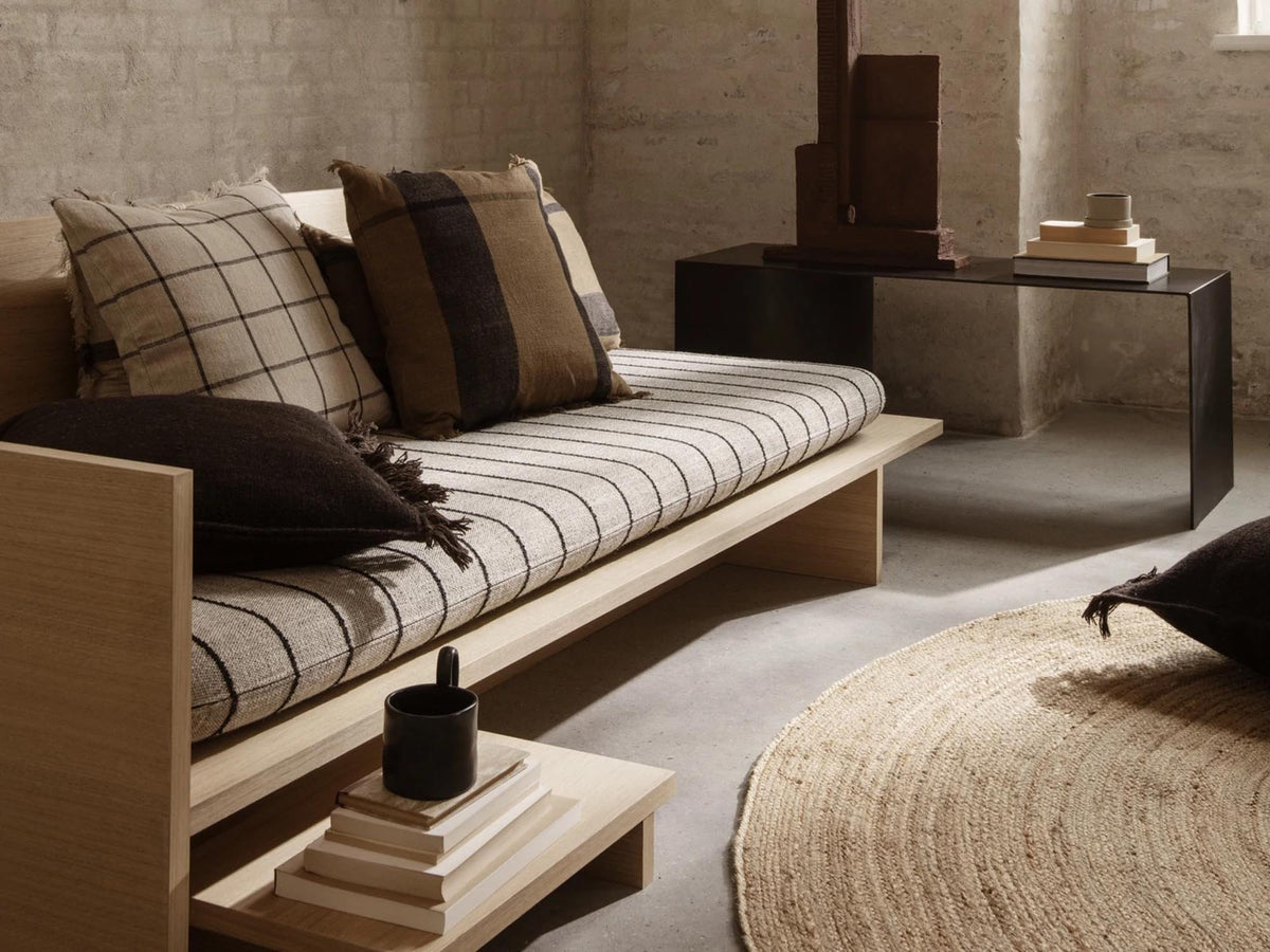 Kona Matratze Daybed in Sand/Black präsentiert im Onlineshop von KAQTU Design AG. Matratze ist von Ferm Living