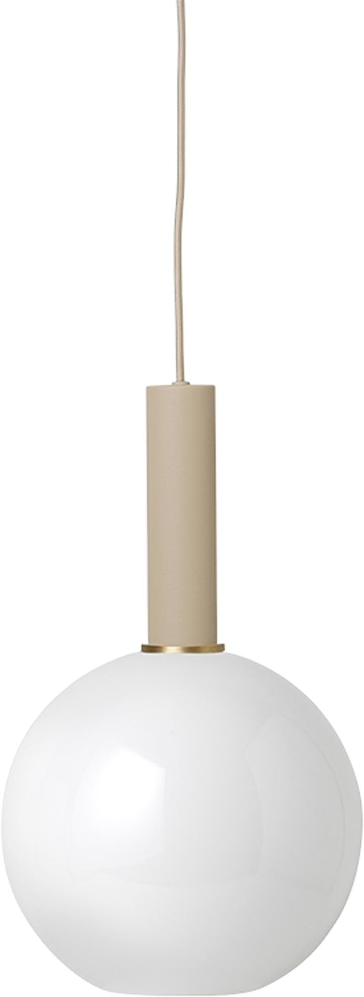 Die kugelförmige Opal Leuchte von Ferm Living sorgt für gleichmäßige Lichtverteilung und setzt elegante Akzente in jedem Raum.